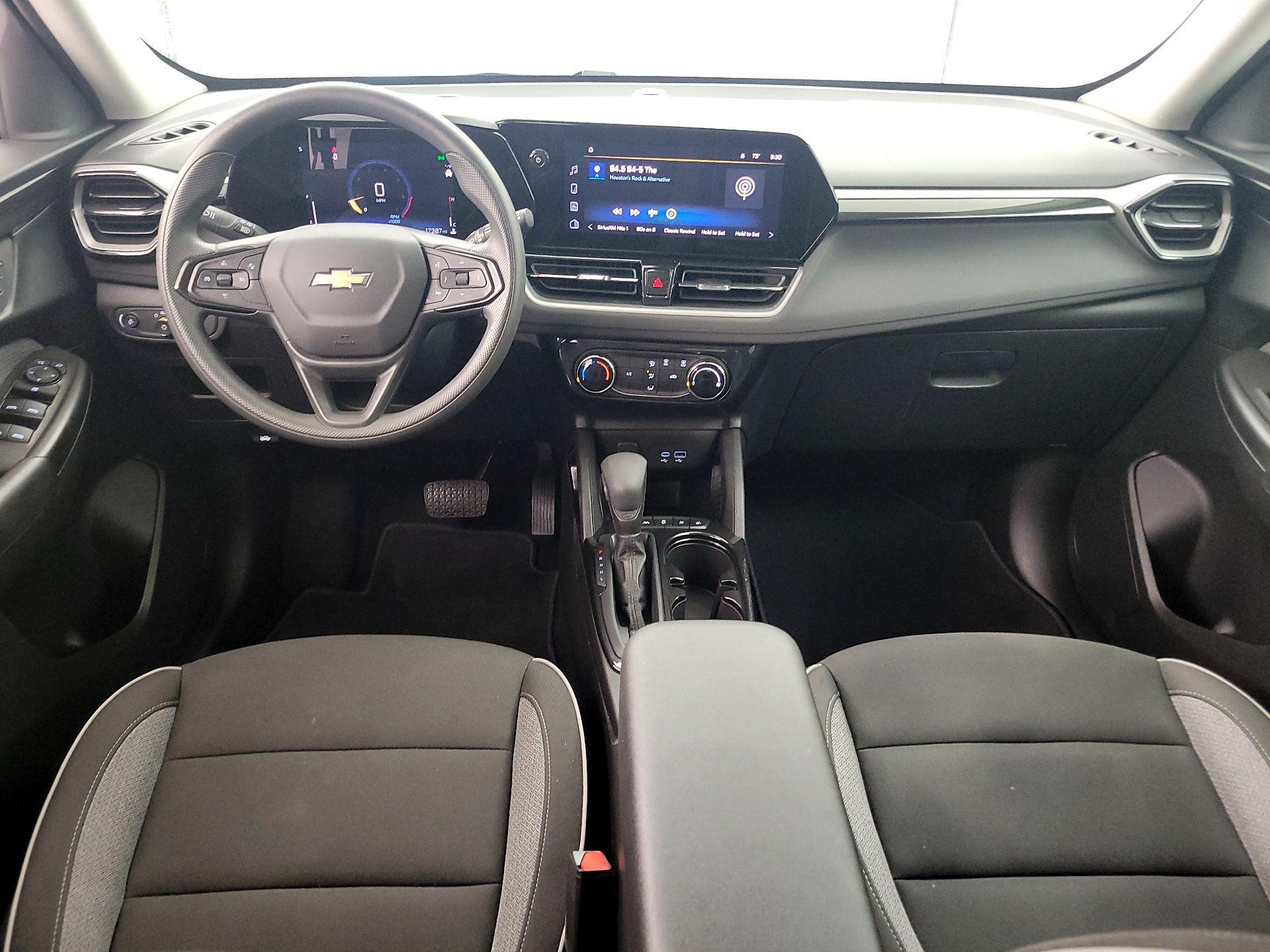 Thumbnail: 2025 Chevrolet TrailBlazer - 9