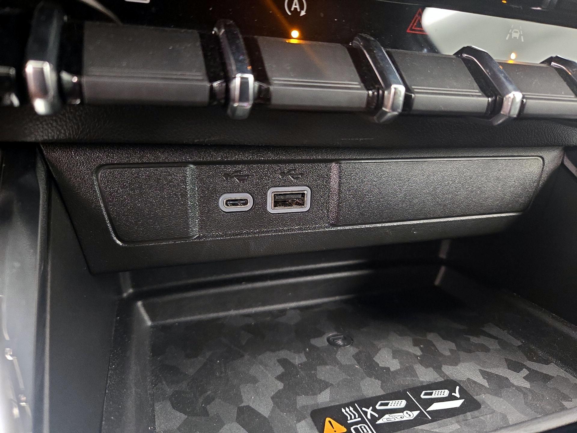 Thumbnail: 2025 GMC Canyon - 19