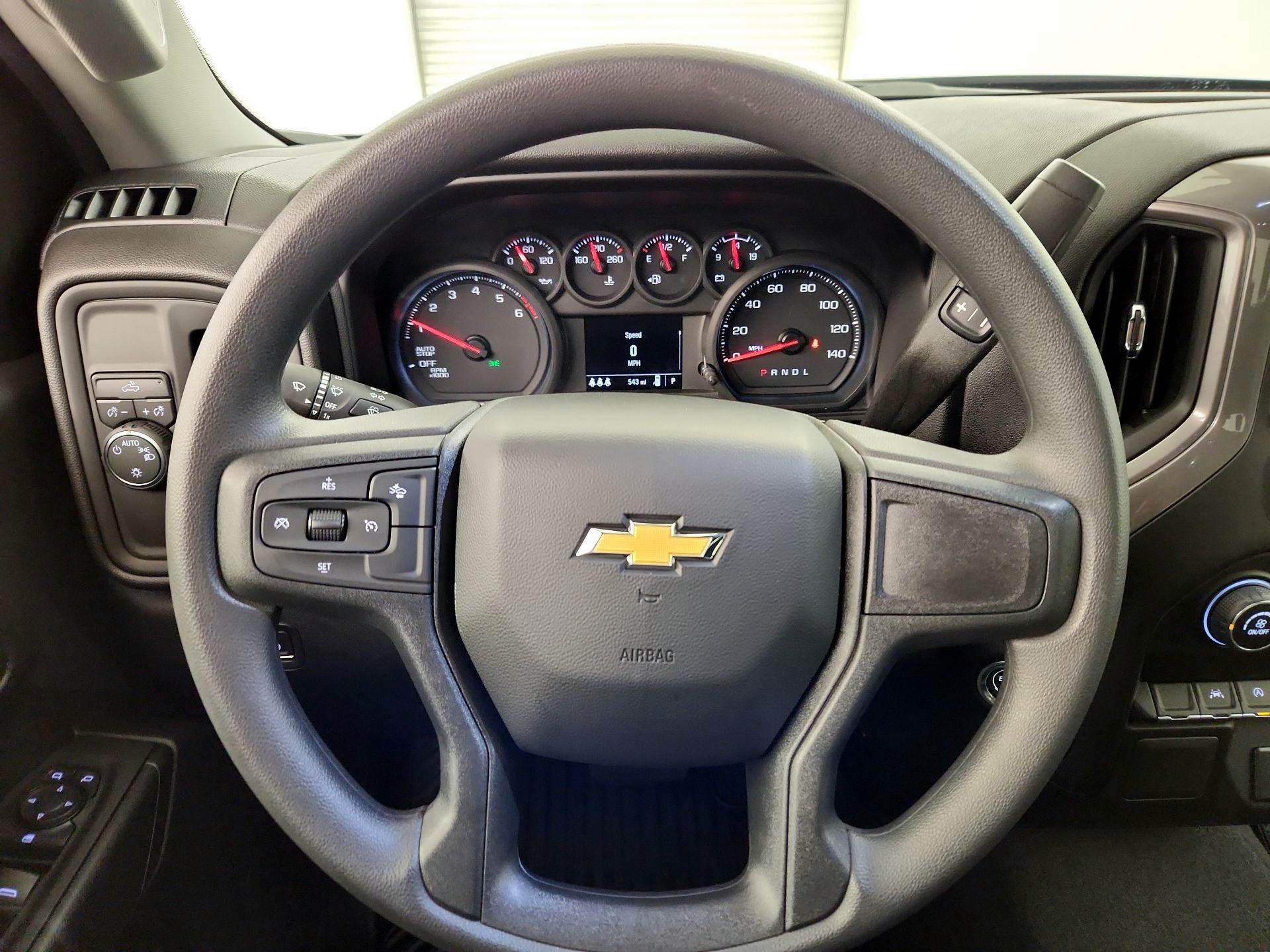 Thumbnail: 2026 Chevrolet Silverado 1500 - 10