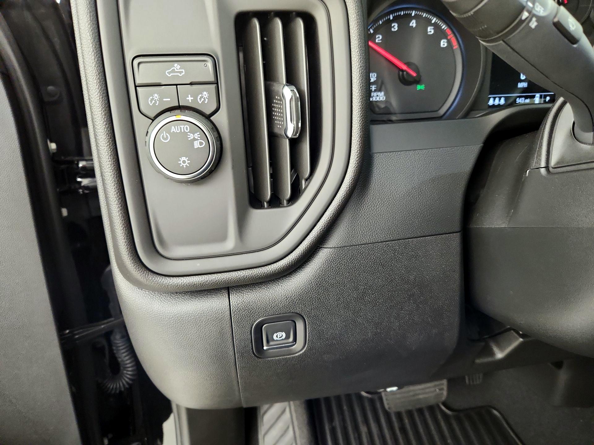 Thumbnail: 2026 Chevrolet Silverado 1500 - 13
