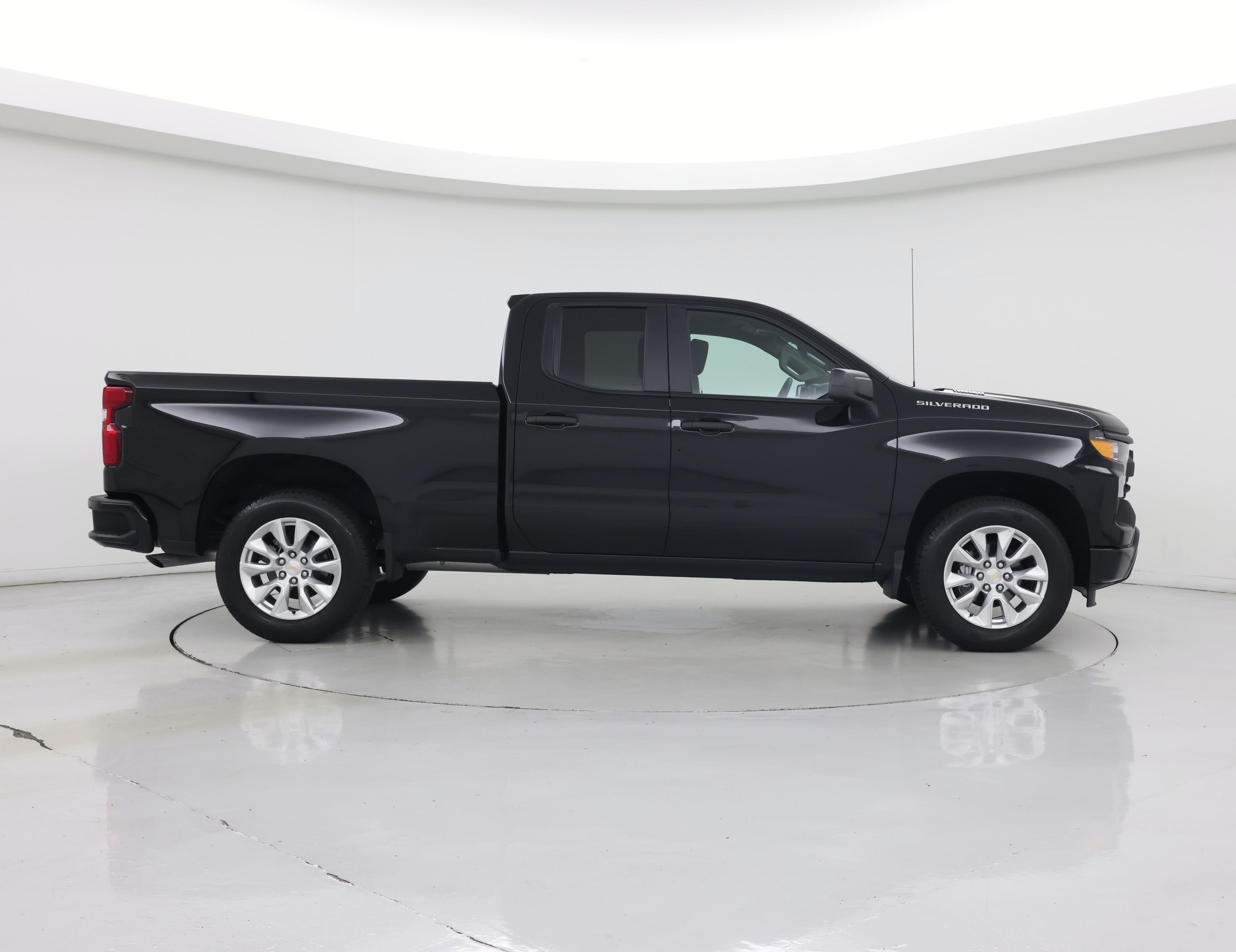 Thumbnail: 2026 Chevrolet Silverado 1500 - 7