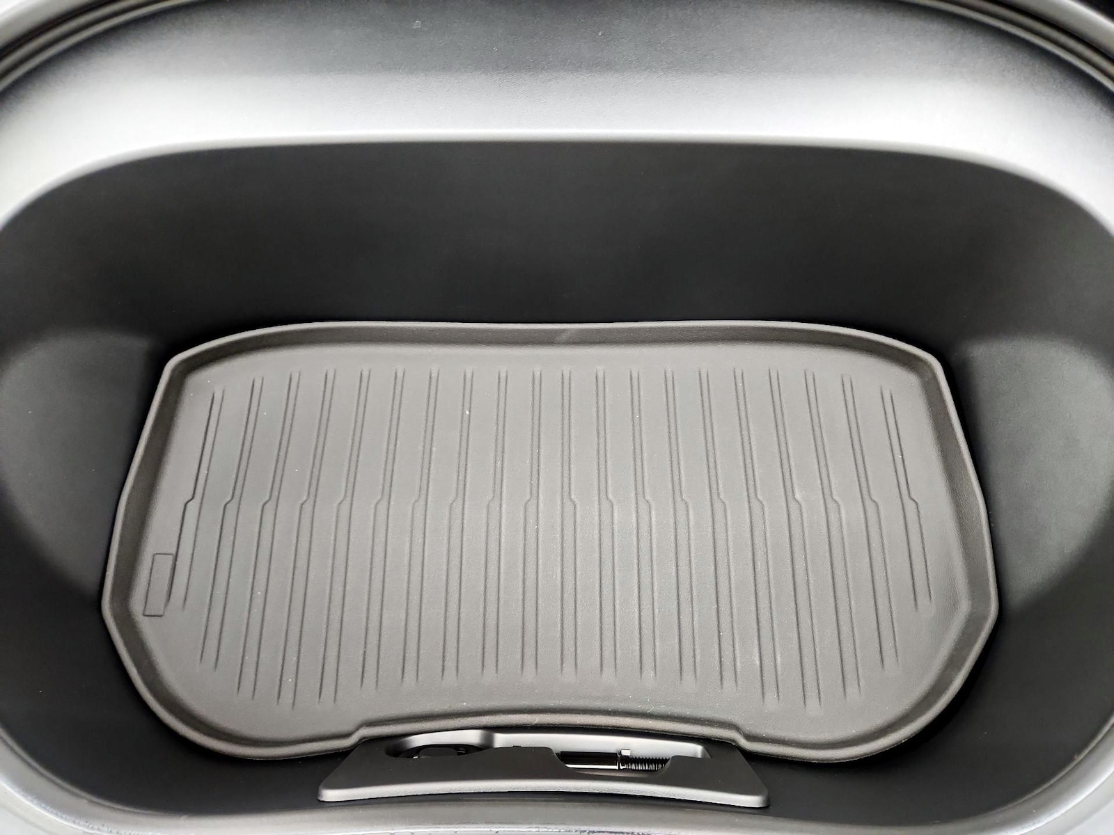 2025 Tesla Model 3 Long Range - Photo 18
