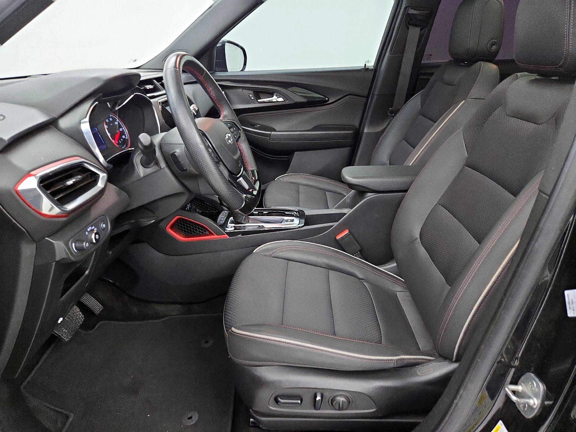 Thumbnail: 2023 Chevrolet TrailBlazer - 11
