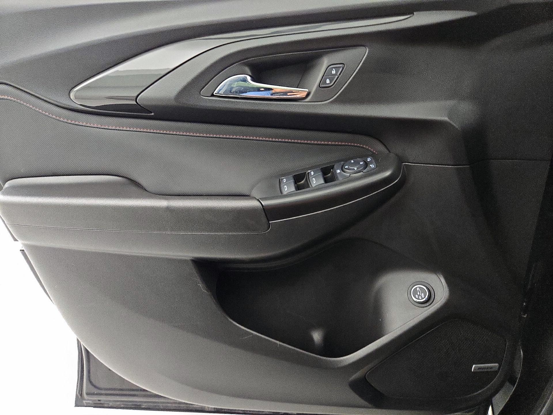 Thumbnail: 2023 Chevrolet TrailBlazer - 12