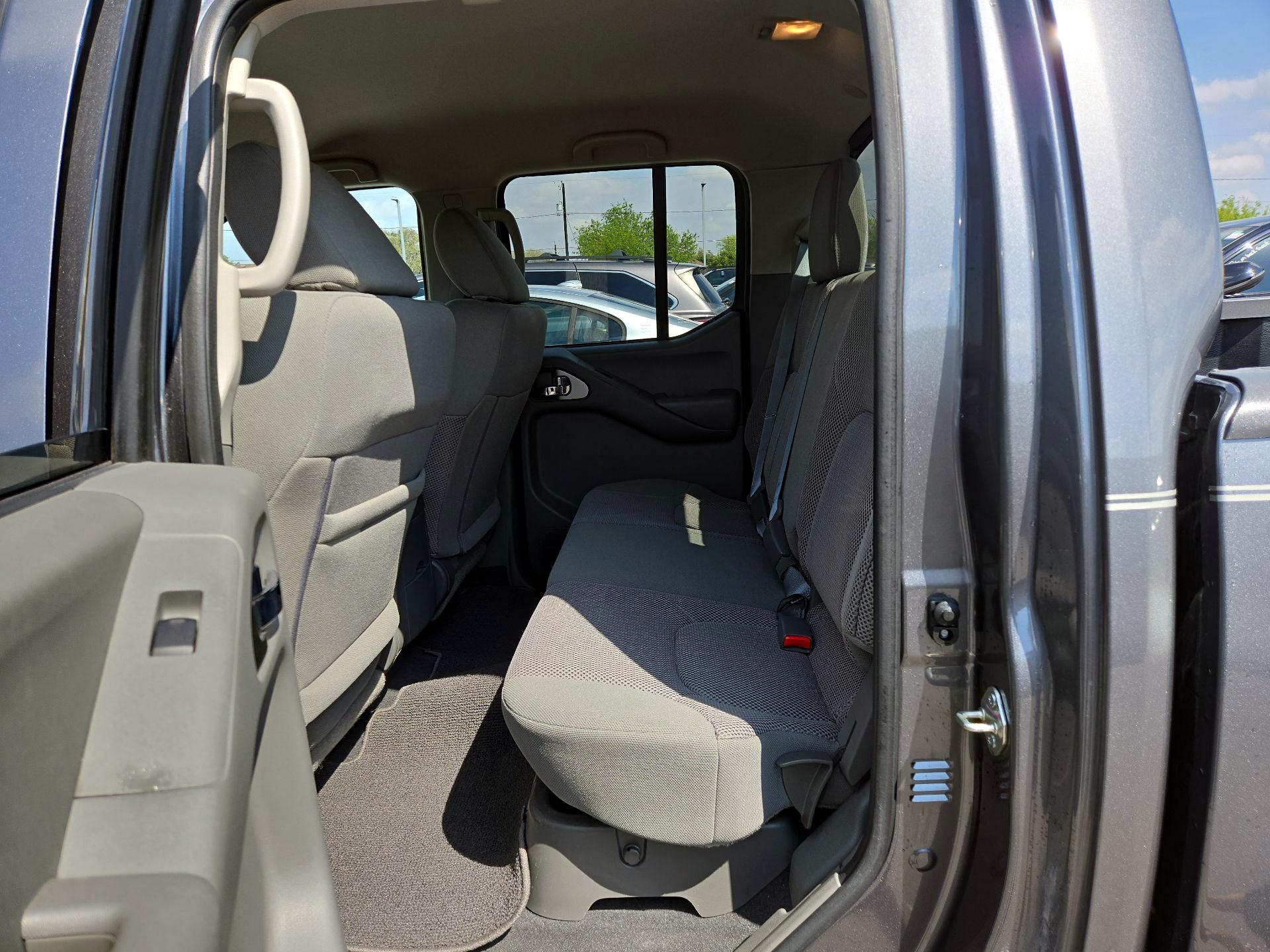 Thumbnail: 2020 Nissan Frontier - 17