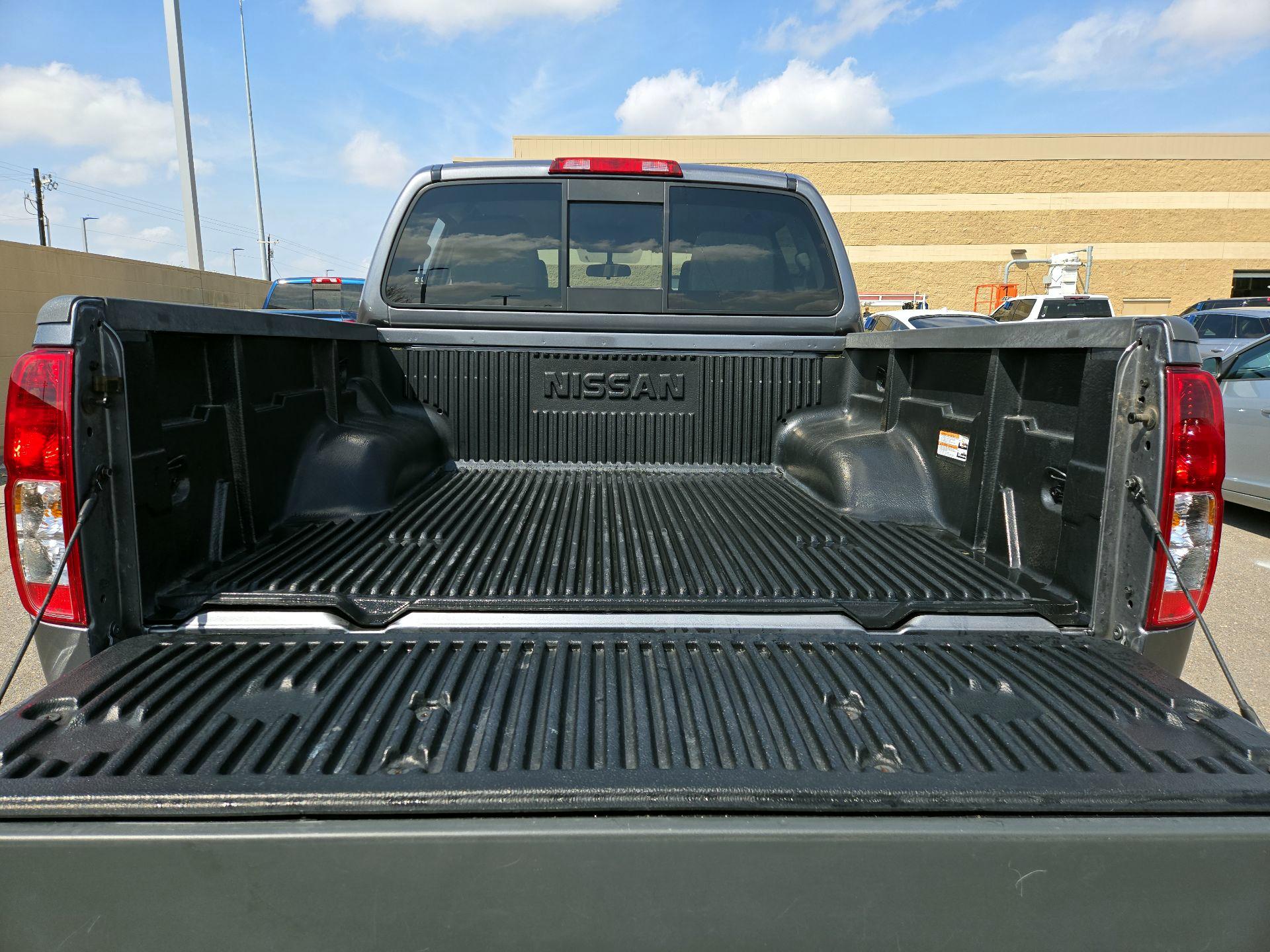 Thumbnail: 2020 Nissan Frontier - 18