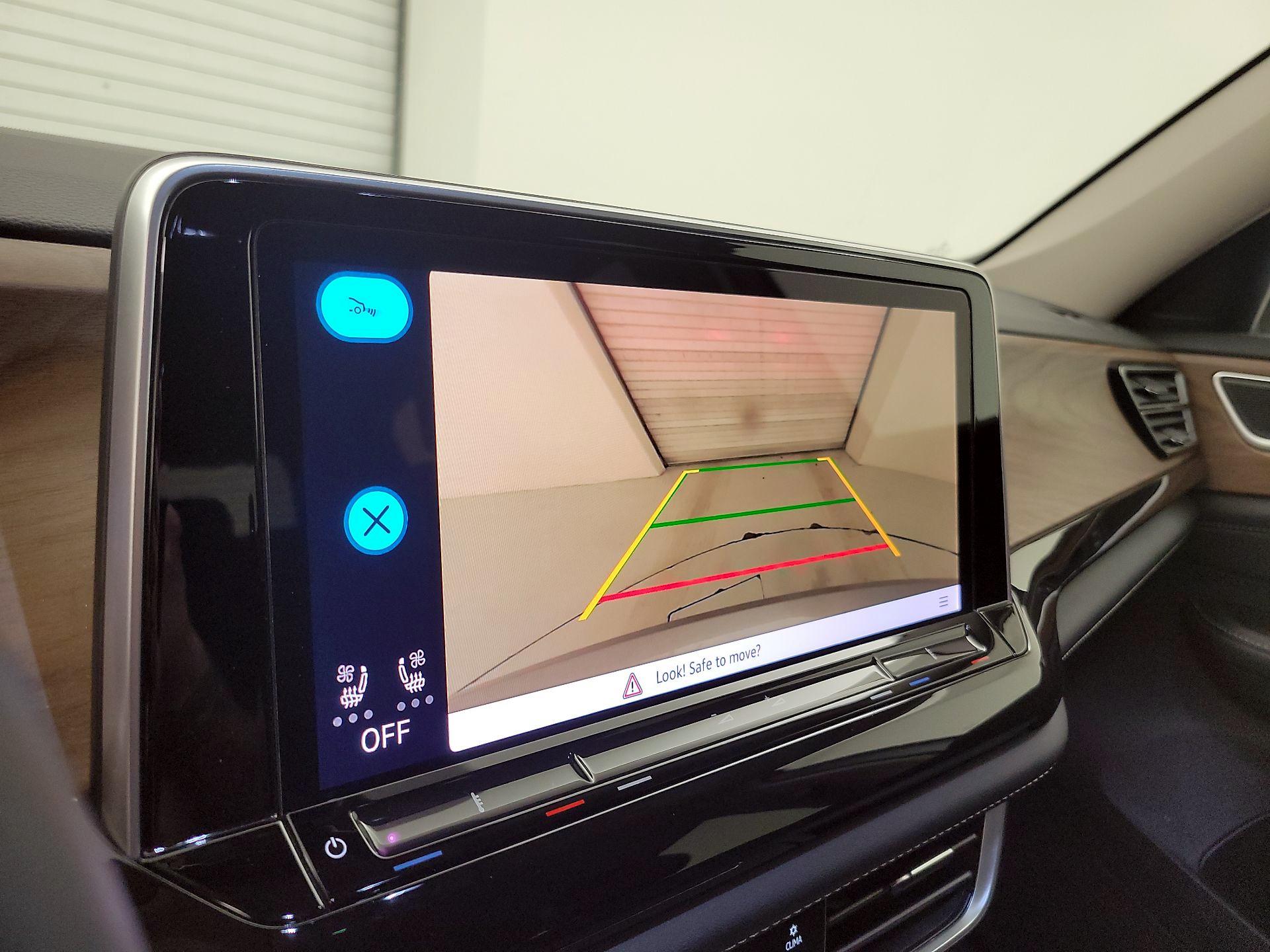 Thumbnail: 2024 Volkswagen Atlas - 14