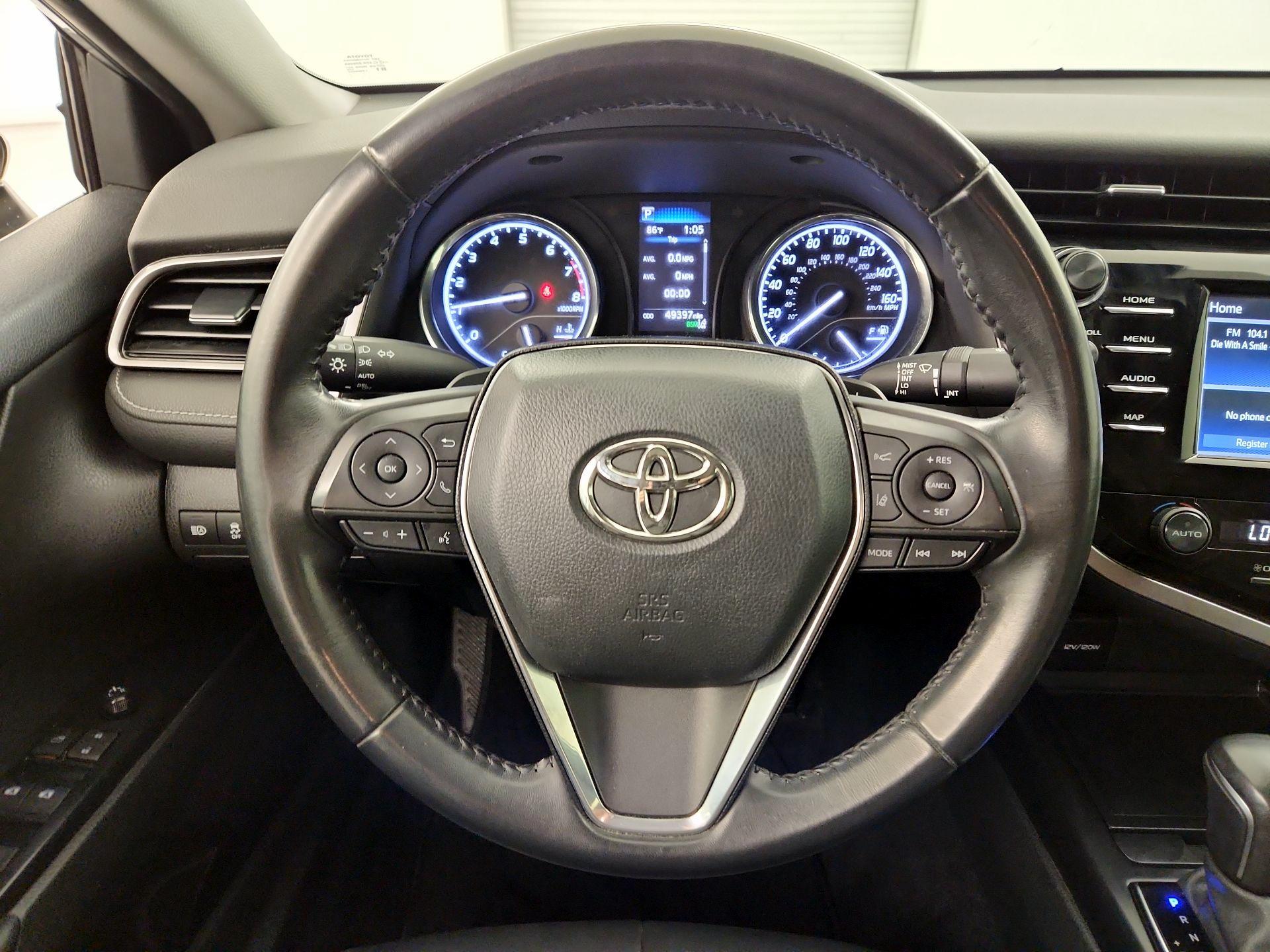 Thumbnail: 2020 Toyota Camry - 10