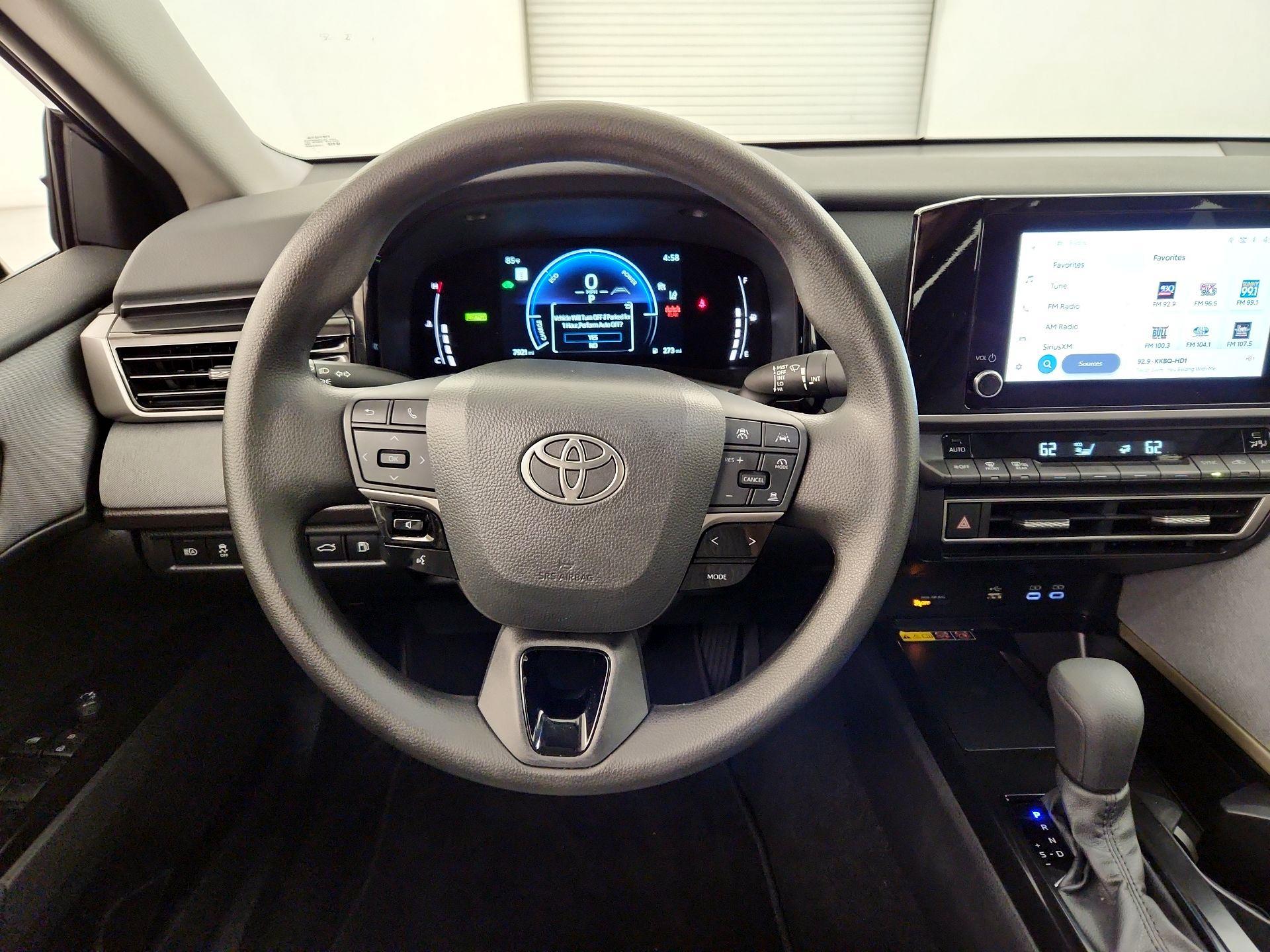 Thumbnail: 2025 Toyota Camry - 10