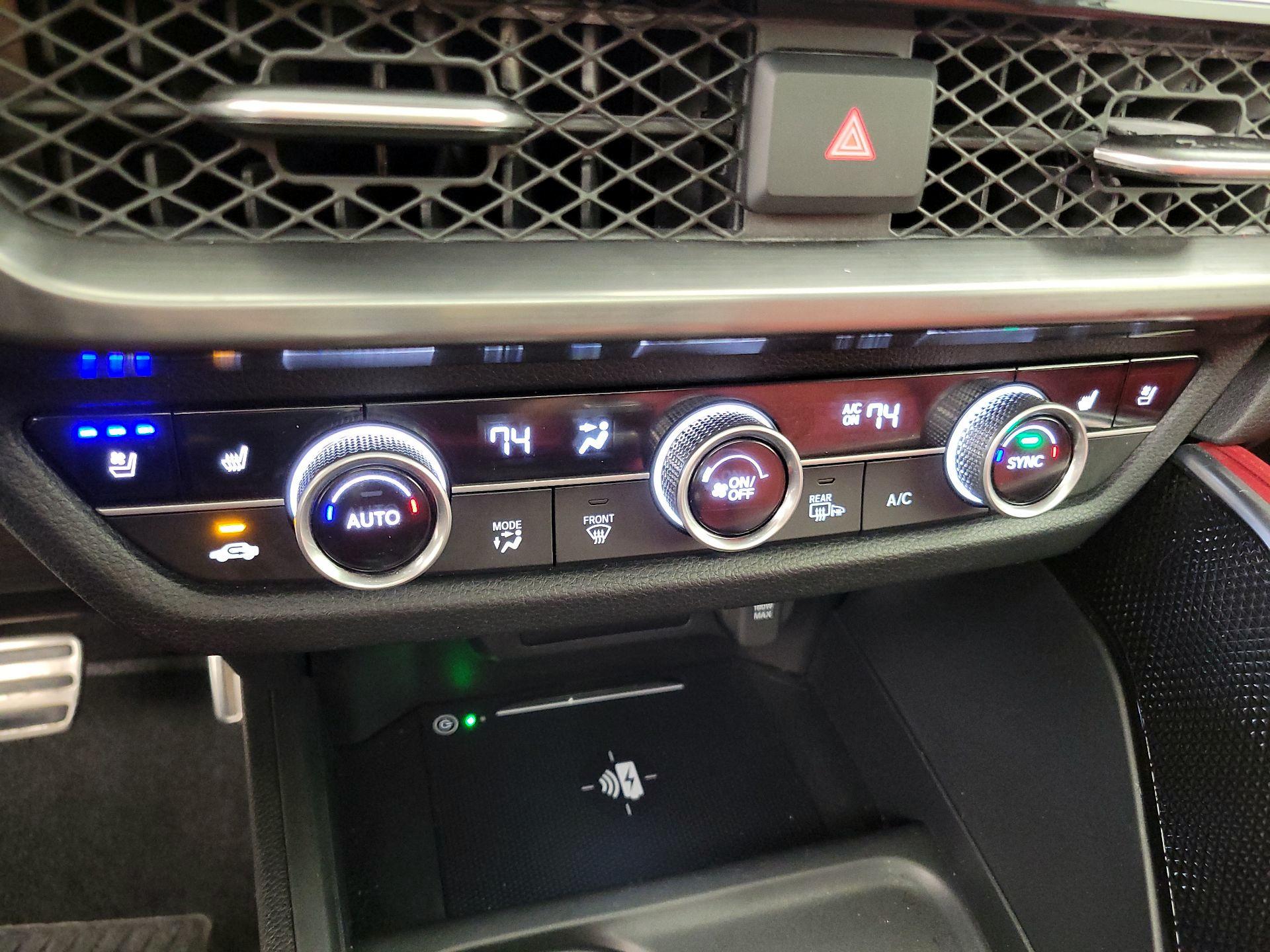 Thumbnail: 2025 Acura ADX - 16