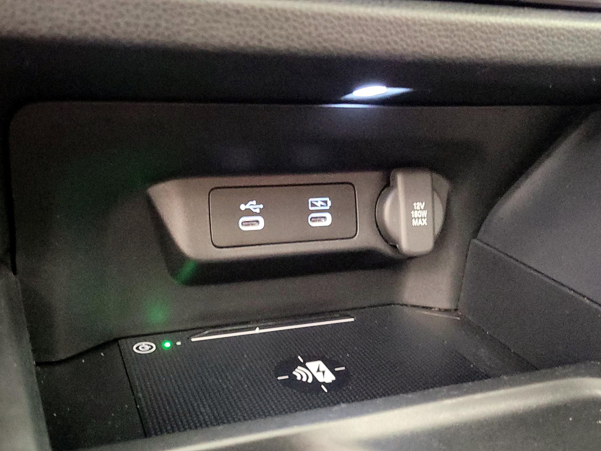 Thumbnail: 2025 Acura ADX - 18