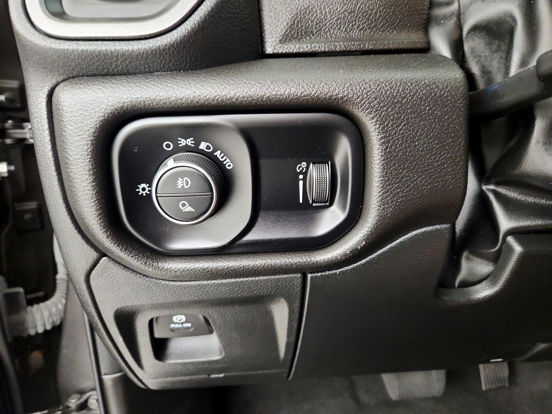 Thumbnail: 2024 RAM 1500 - 13