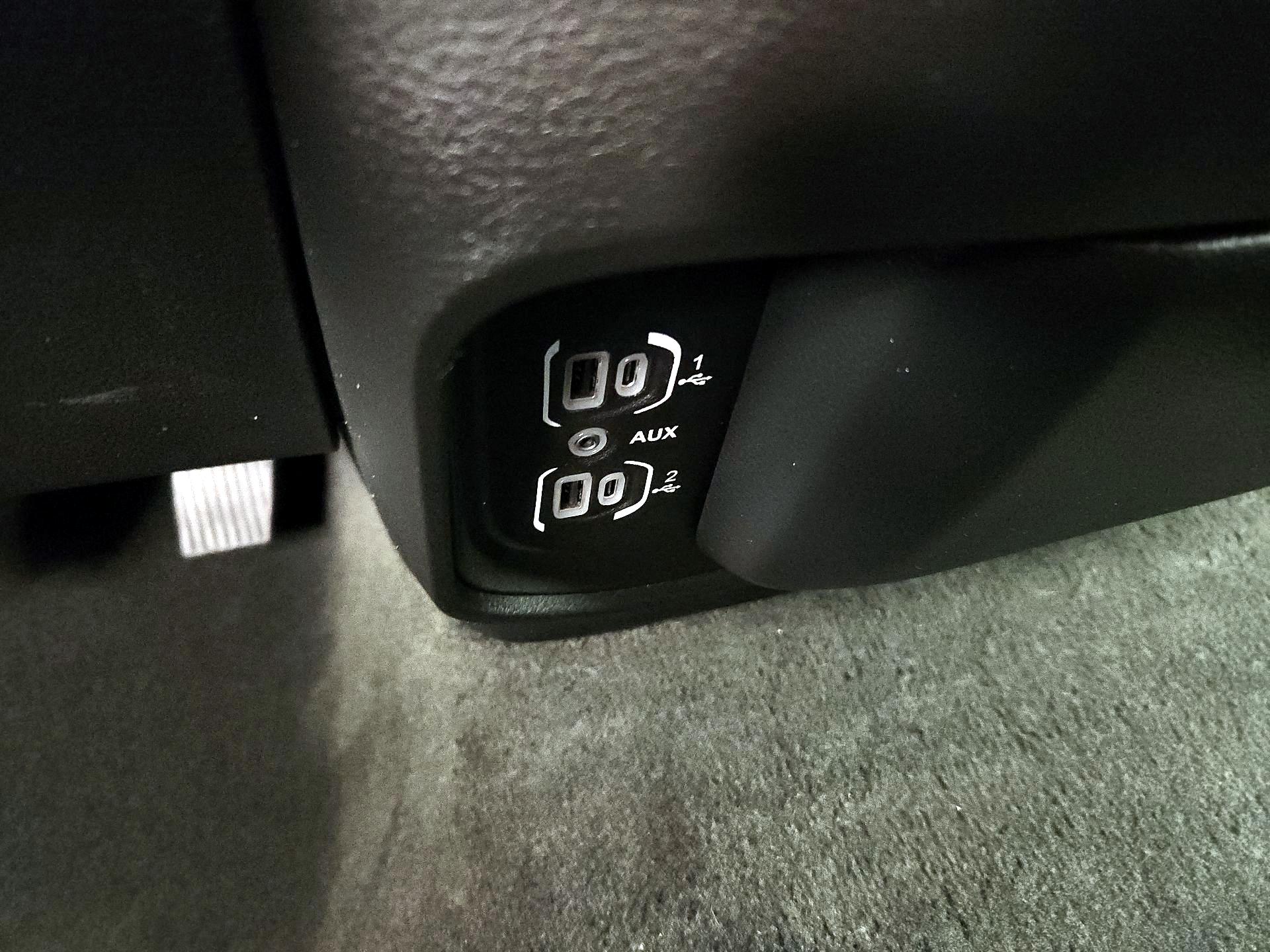 Thumbnail: 2024 RAM 1500 - 18