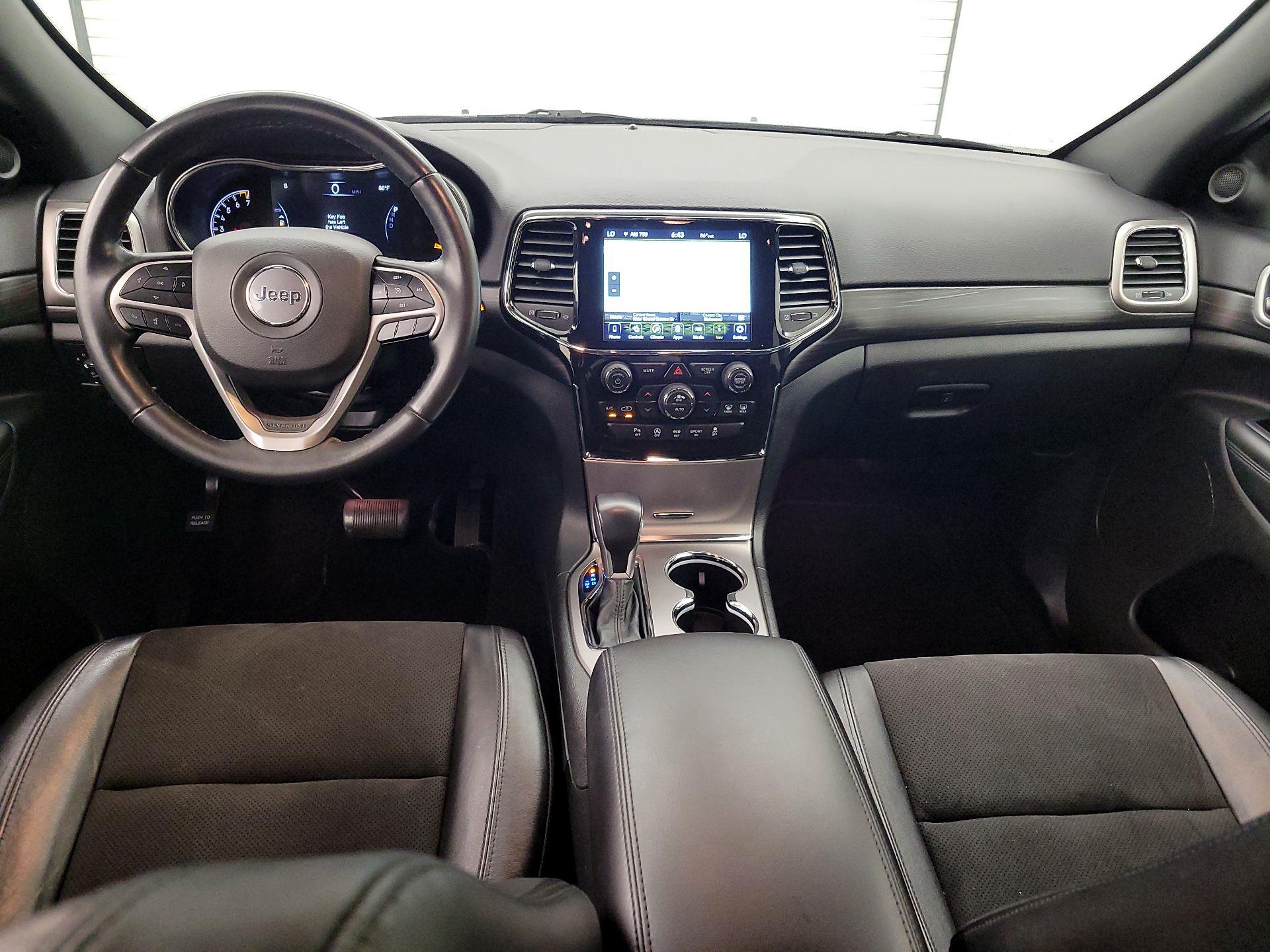 Thumbnail: 2022 Jeep Grand Cherokee - 9