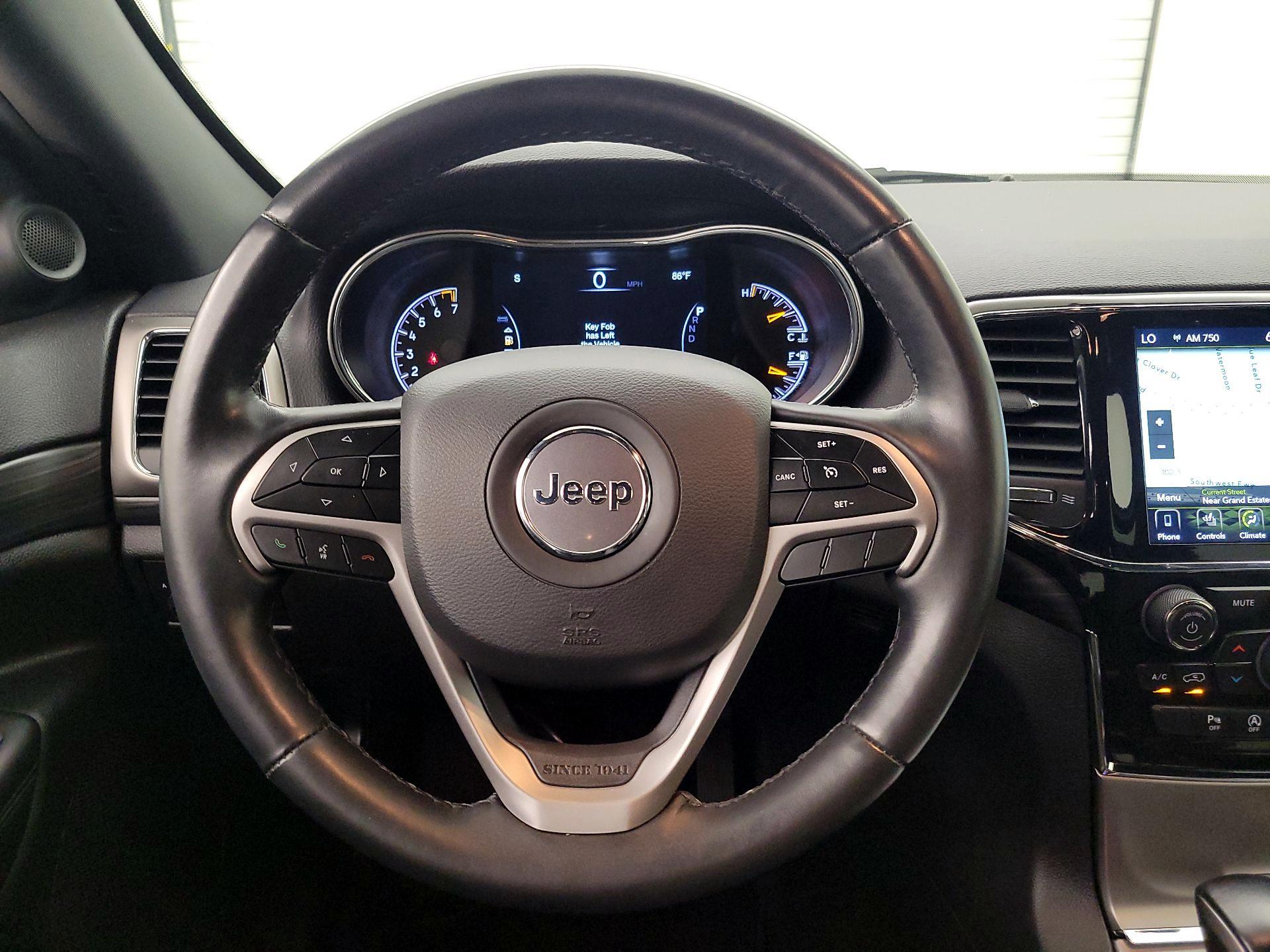 Thumbnail: 2022 Jeep Grand Cherokee - 10