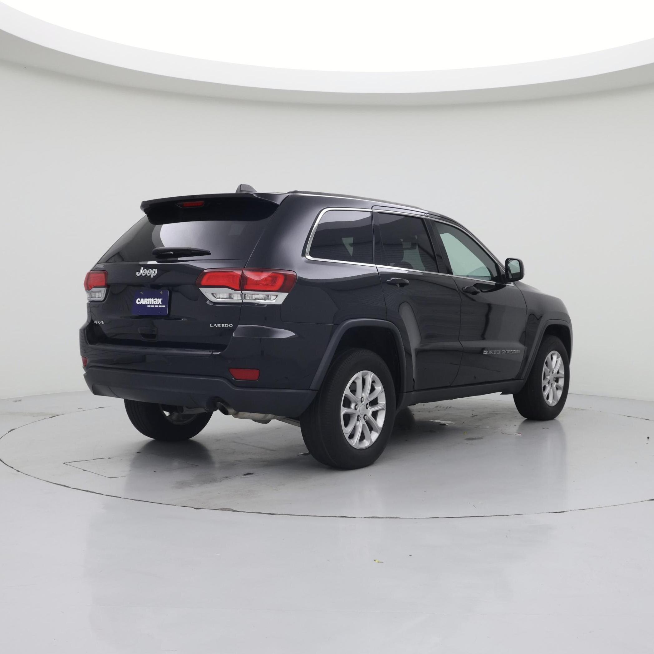 Thumbnail: 2022 Jeep Grand Cherokee - 8