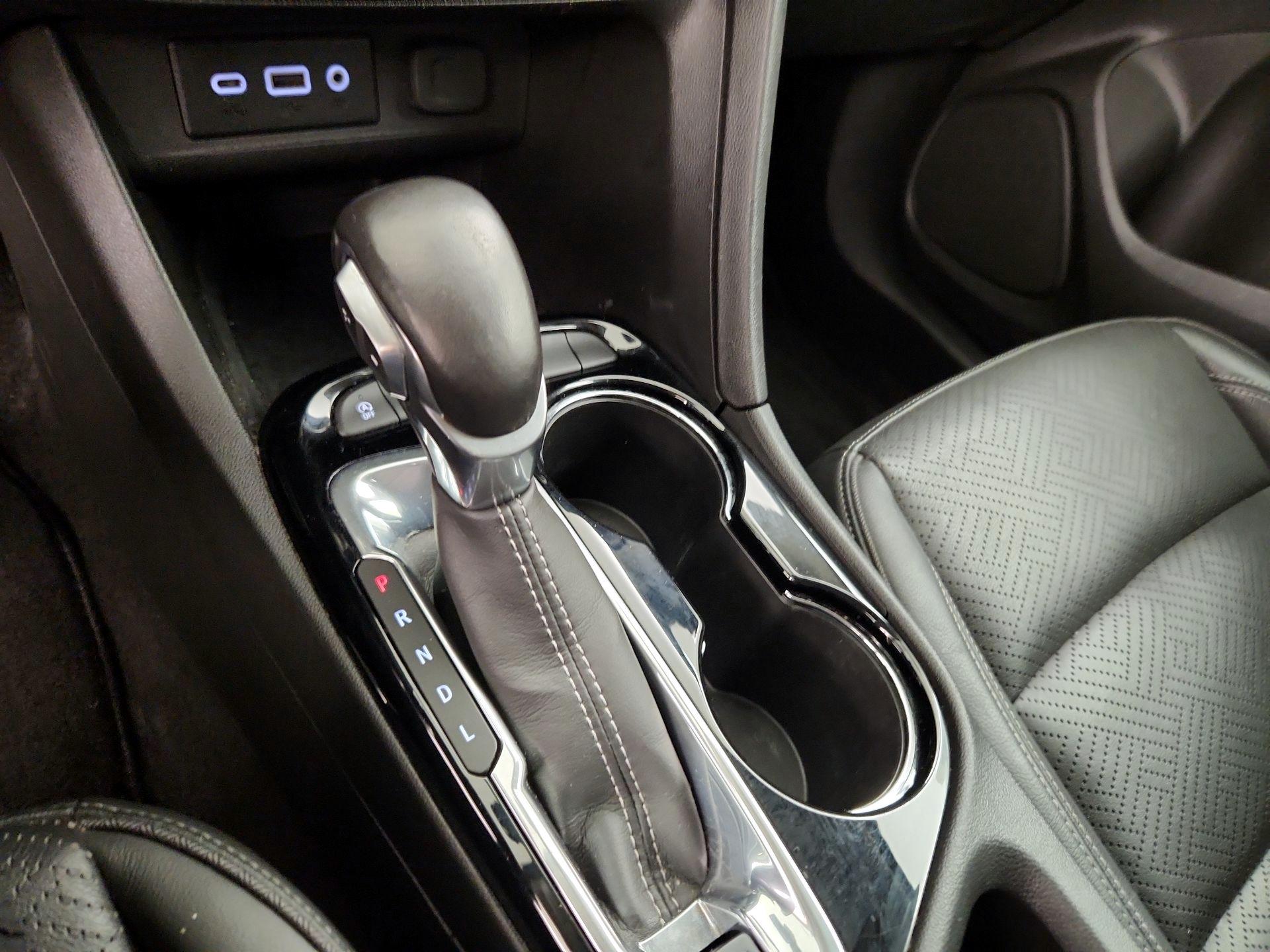 Thumbnail: 2020 Buick Encore GX - 17