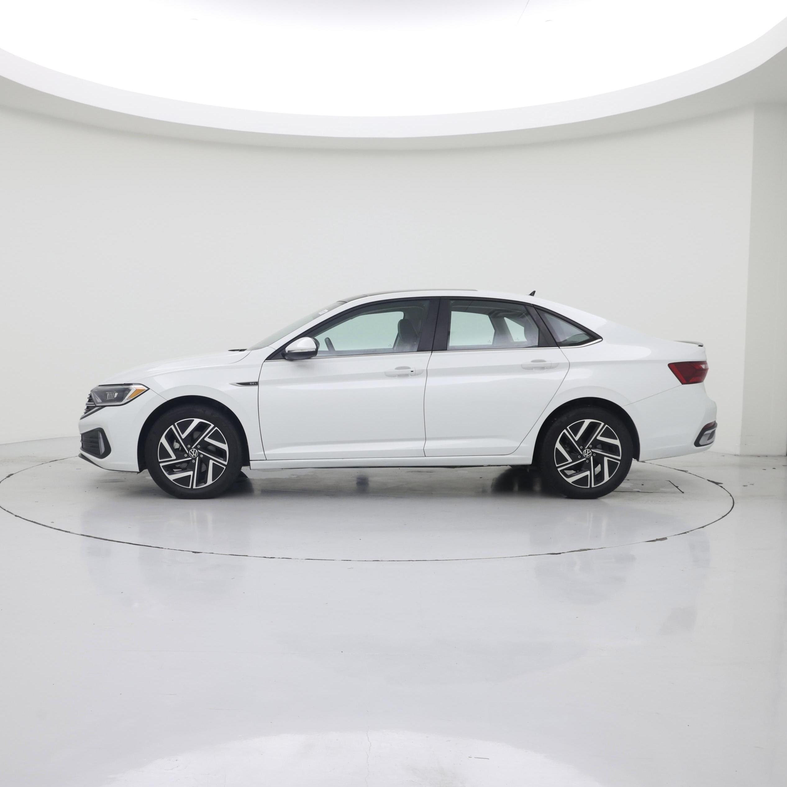 Thumbnail: 2024 Volkswagen Jetta - 3