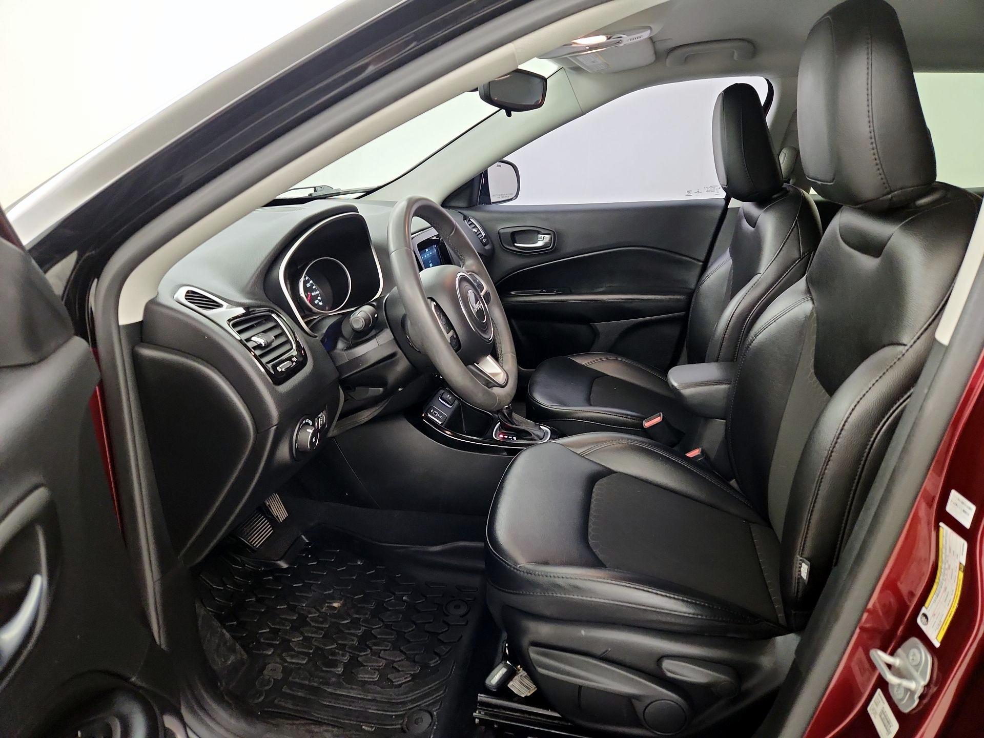 Thumbnail: 2021 Jeep Compass - 11