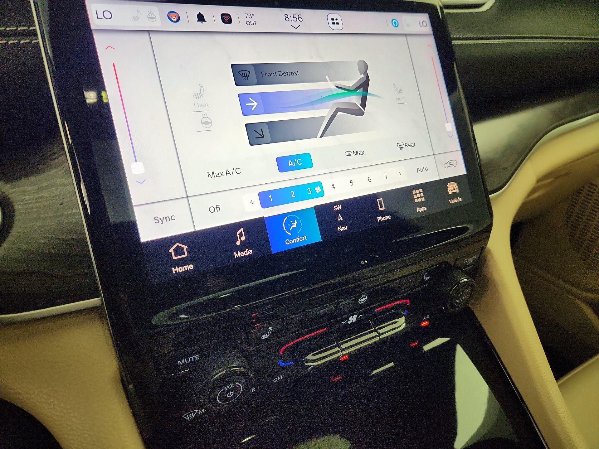 Thumbnail: 2023 Jeep Grand Cherokee - 17