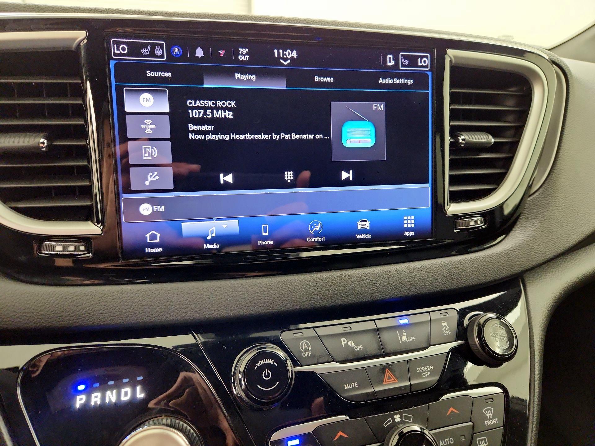 Thumbnail: 2025 Chrysler Pacifica - 15