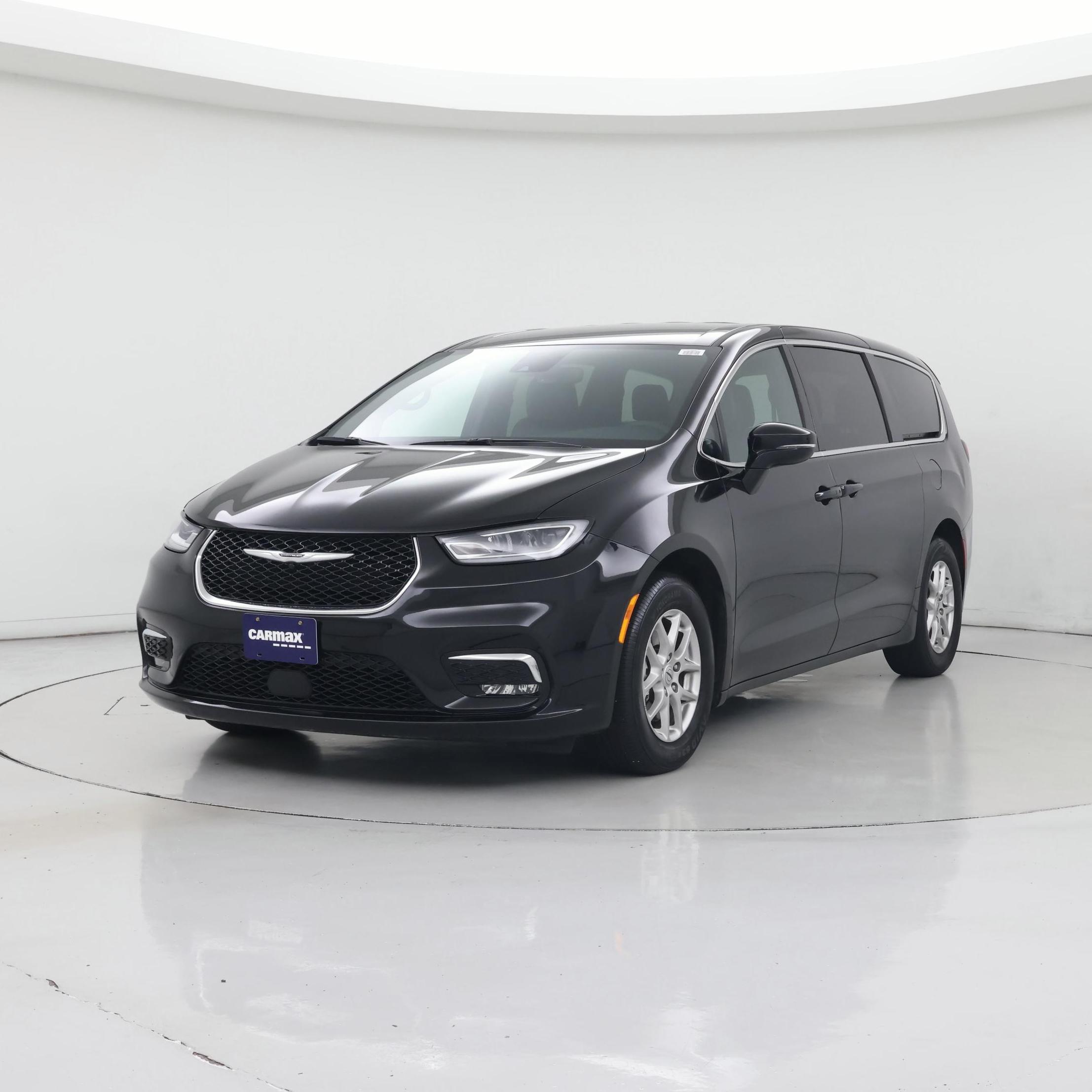 Thumbnail: 2025 Chrysler Pacifica - 4