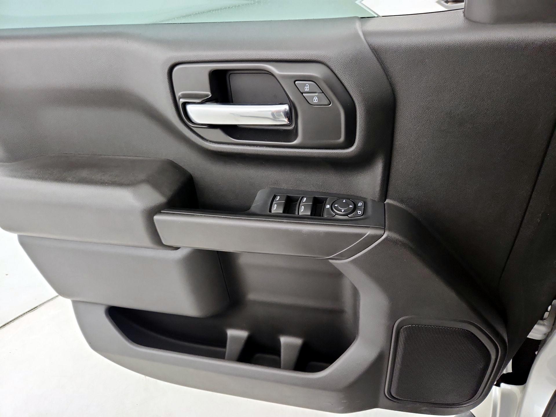 Thumbnail: 2022 Chevrolet Silverado 1500 - 12