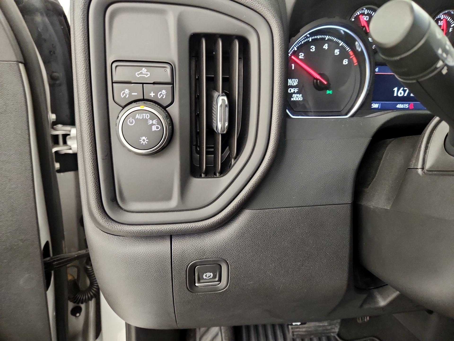 Thumbnail: 2022 Chevrolet Silverado 1500 - 13