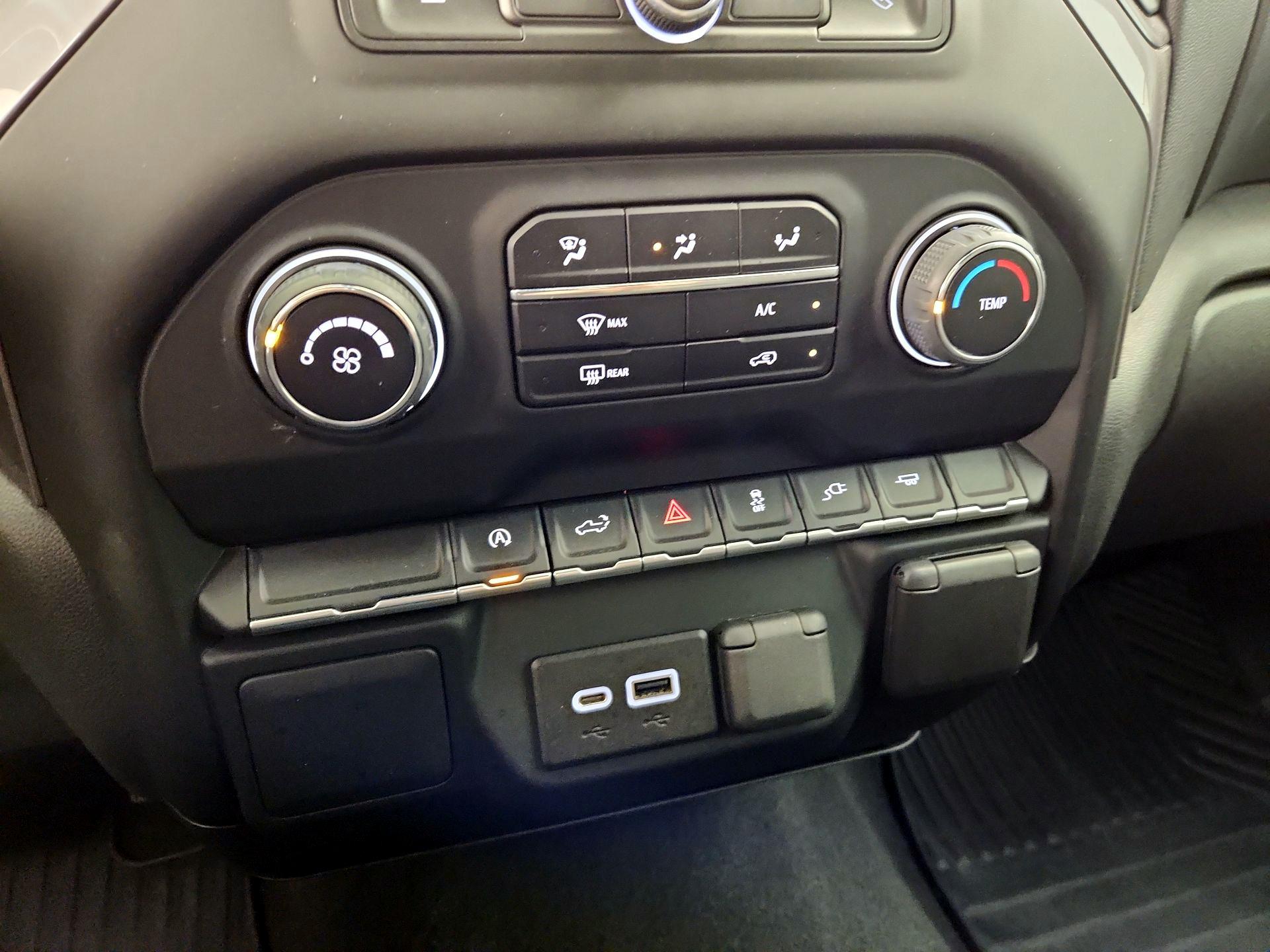 Thumbnail: 2022 Chevrolet Silverado 1500 - 16