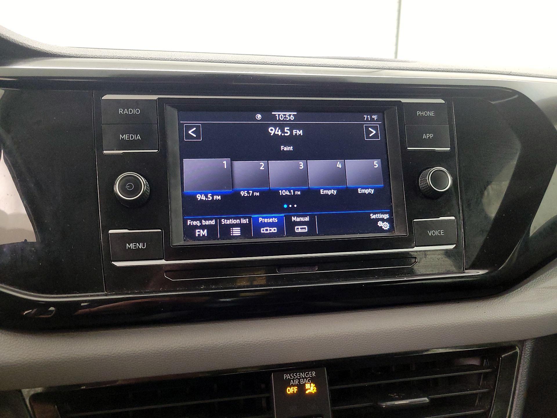 Thumbnail: 2024 Volkswagen Taos - 15