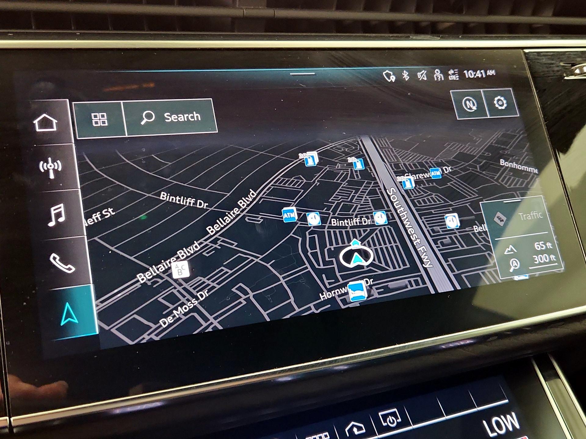 Thumbnail: 2021 Audi Q8 - 14