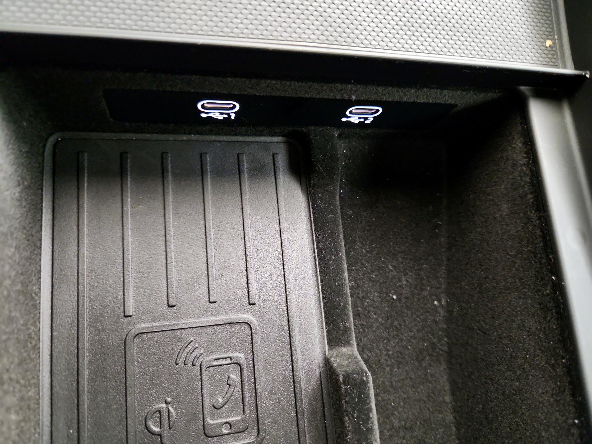 Thumbnail: 2021 Audi Q8 - 19