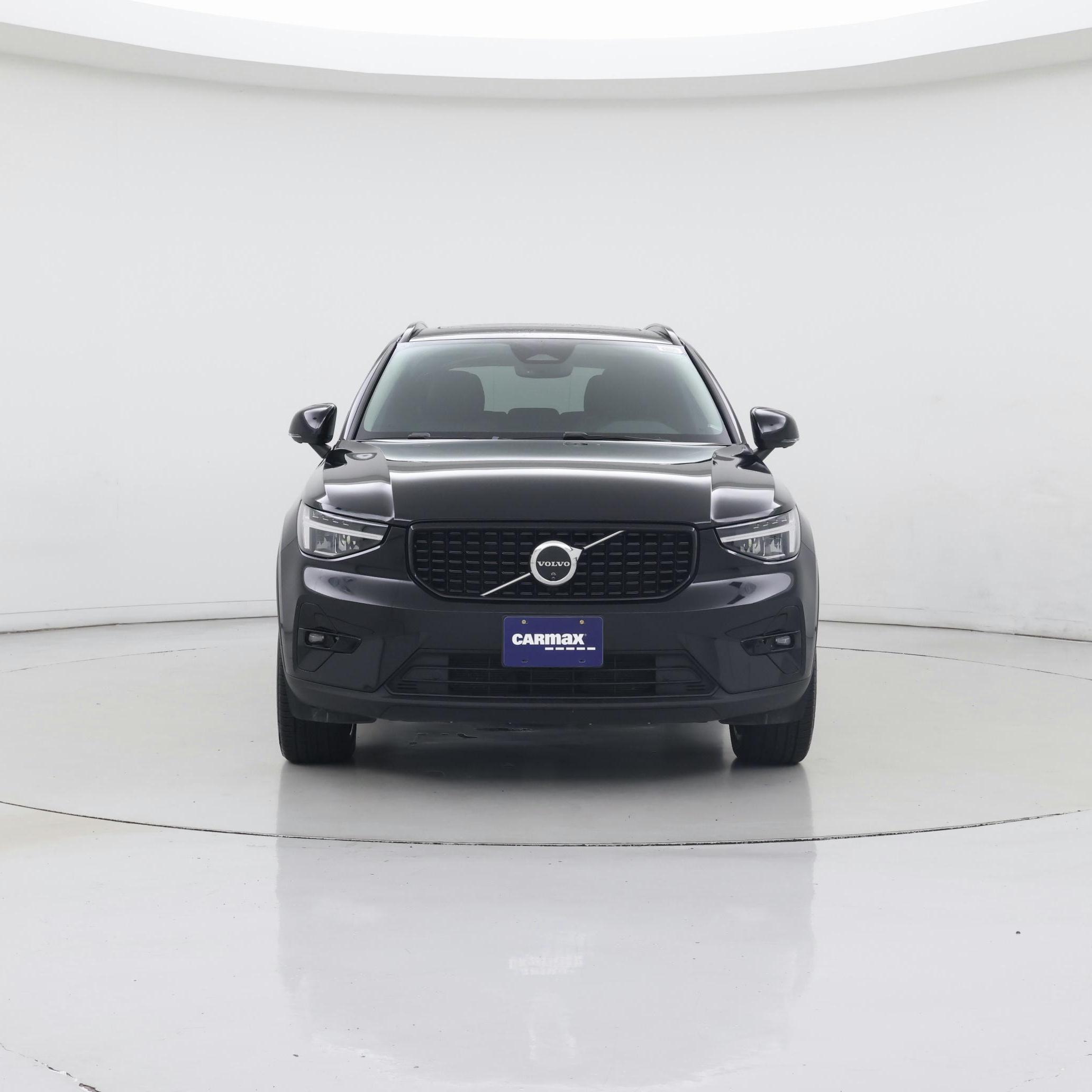 Thumbnail: 2025 Volvo XC40 - 5
