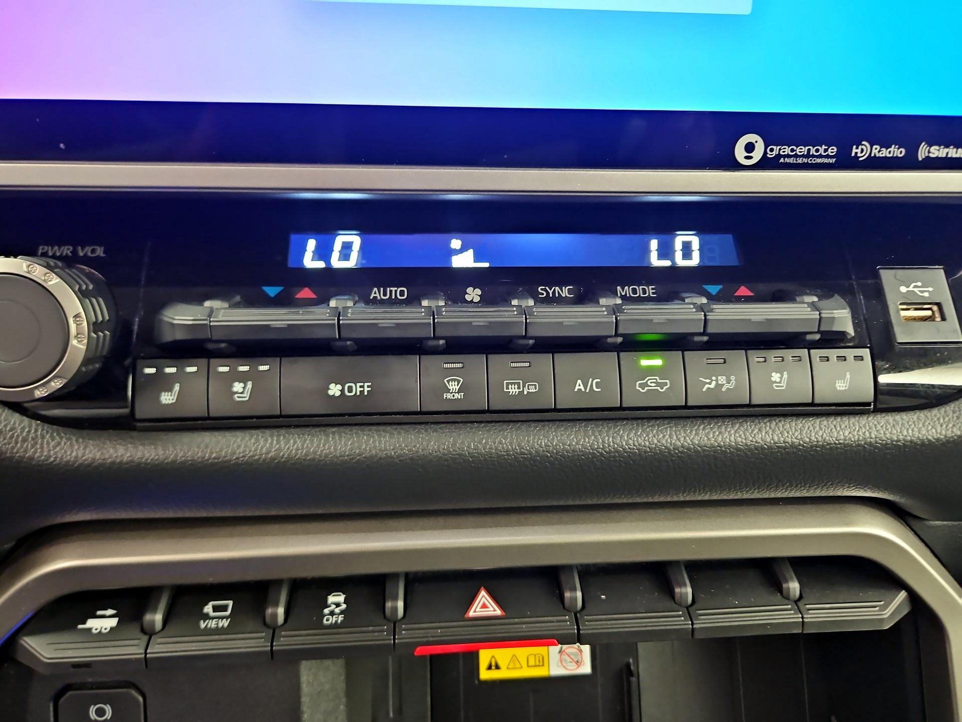 Thumbnail: 2024 Toyota Tundra - 16