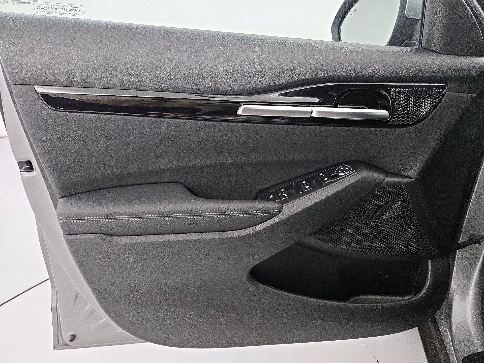 Thumbnail: 2025 Kia Seltos - 12