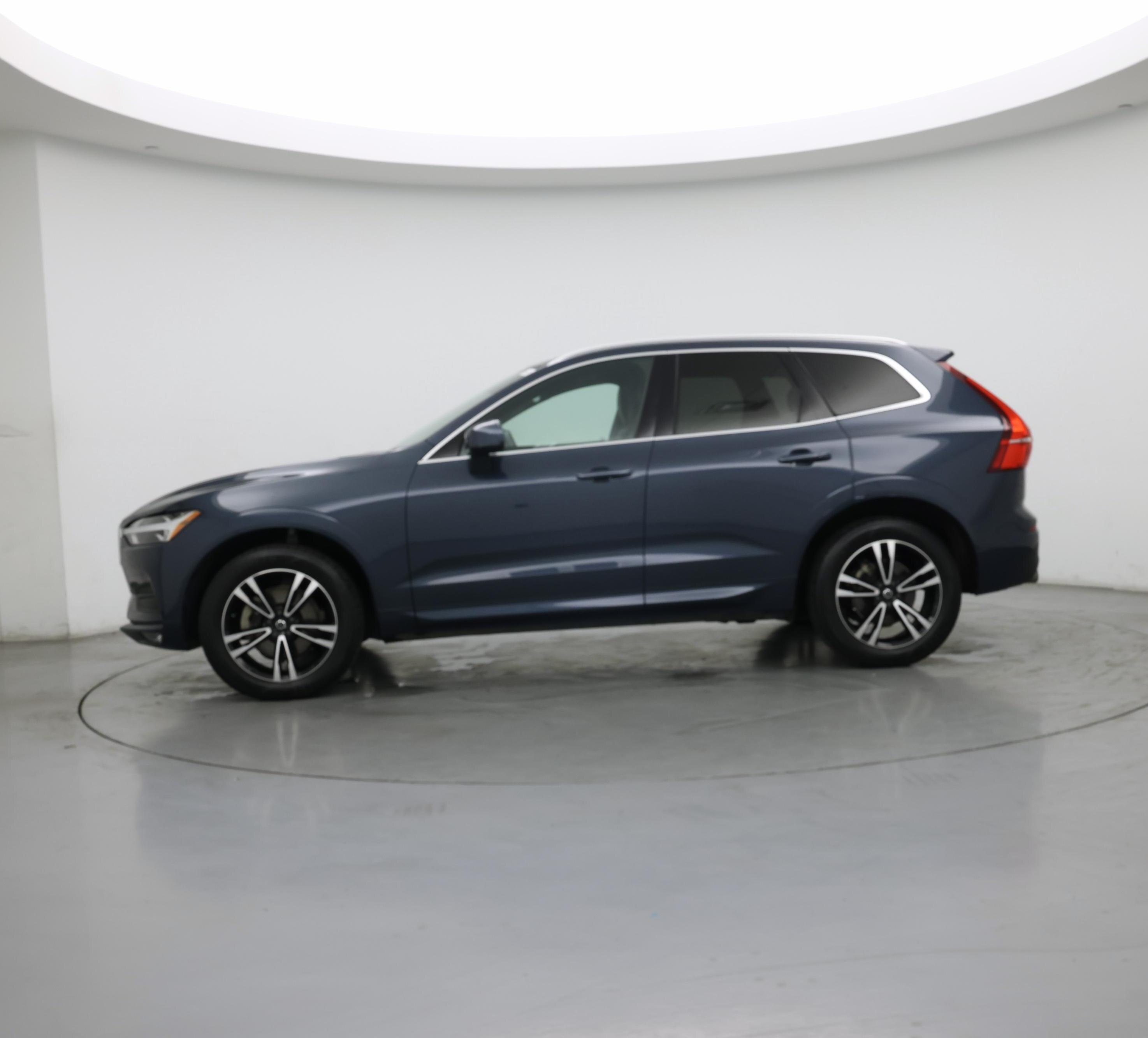 Thumbnail: 2021 Volvo XC60 - 3
