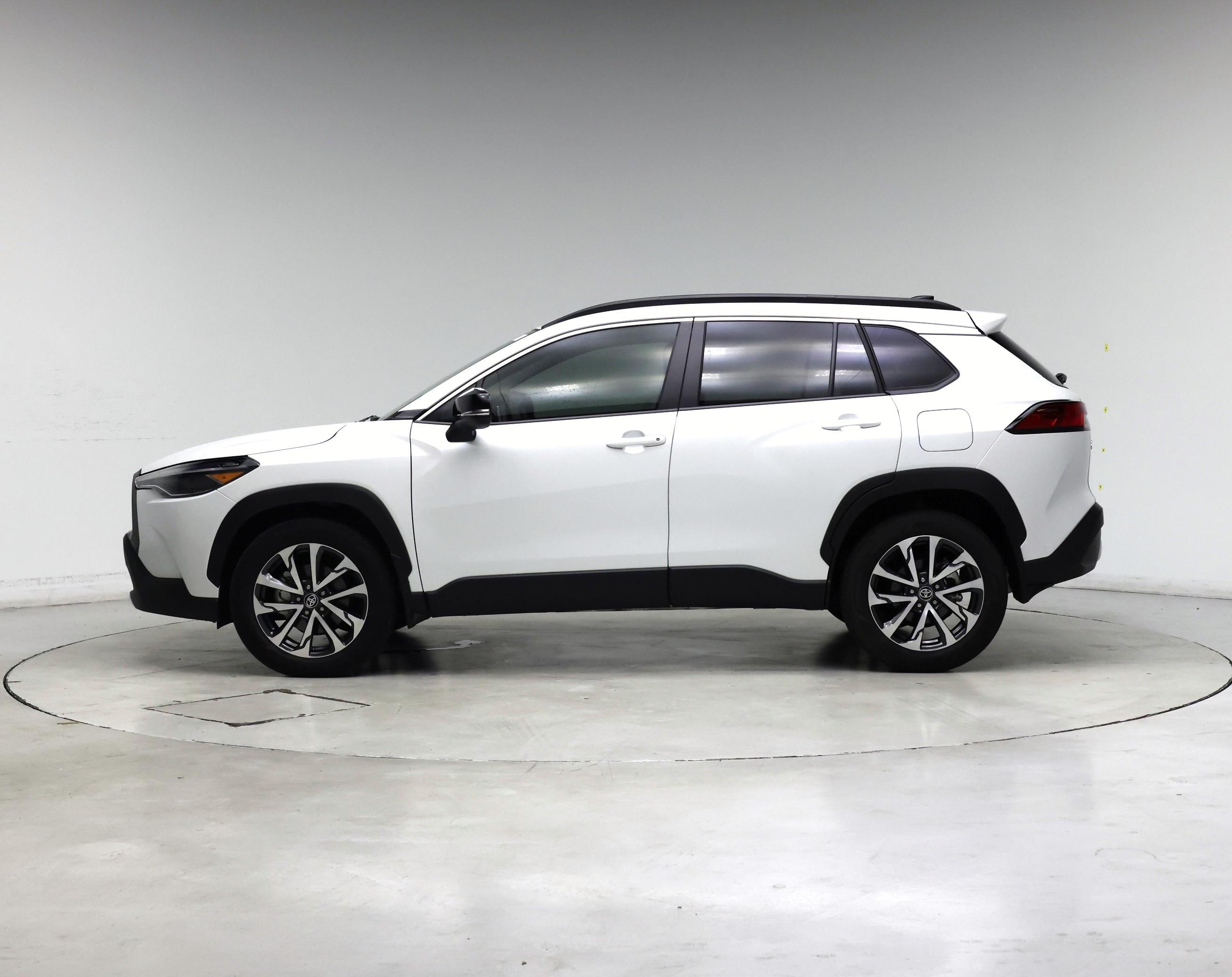 Thumbnail: 2025 Toyota Corolla Cross - 3