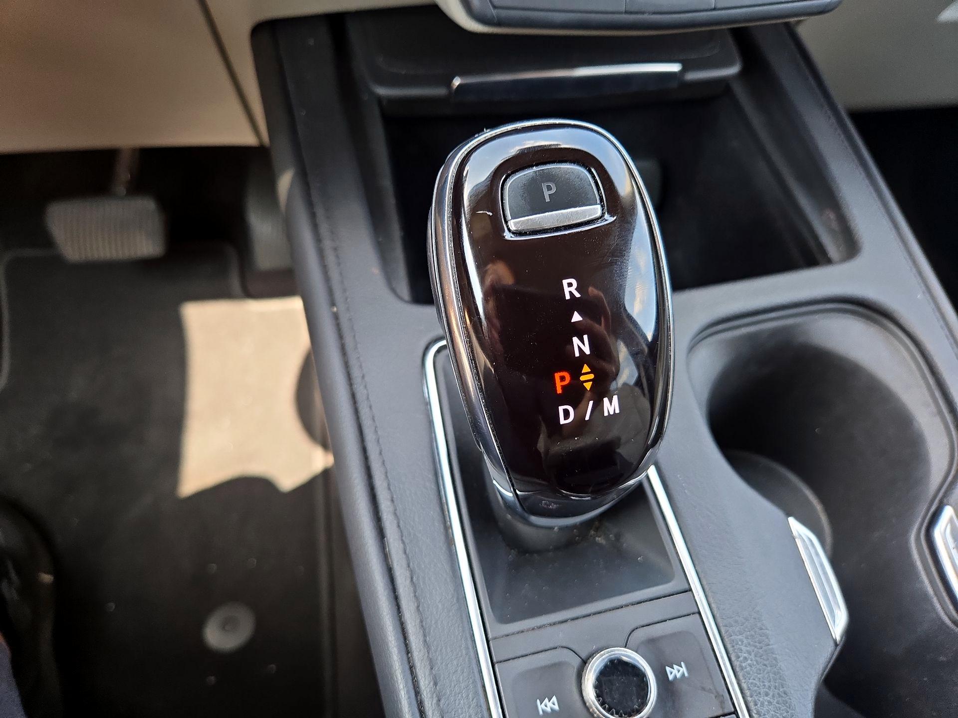 Thumbnail: 2023 Cadillac XT4 - 15