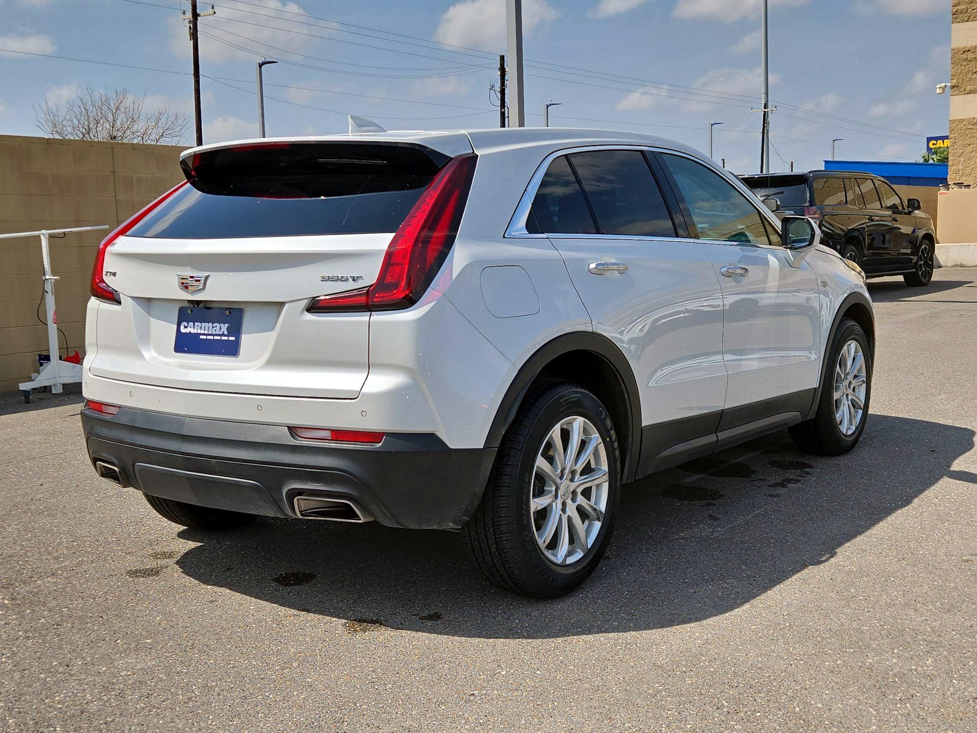 Thumbnail: 2023 Cadillac XT4 - 5