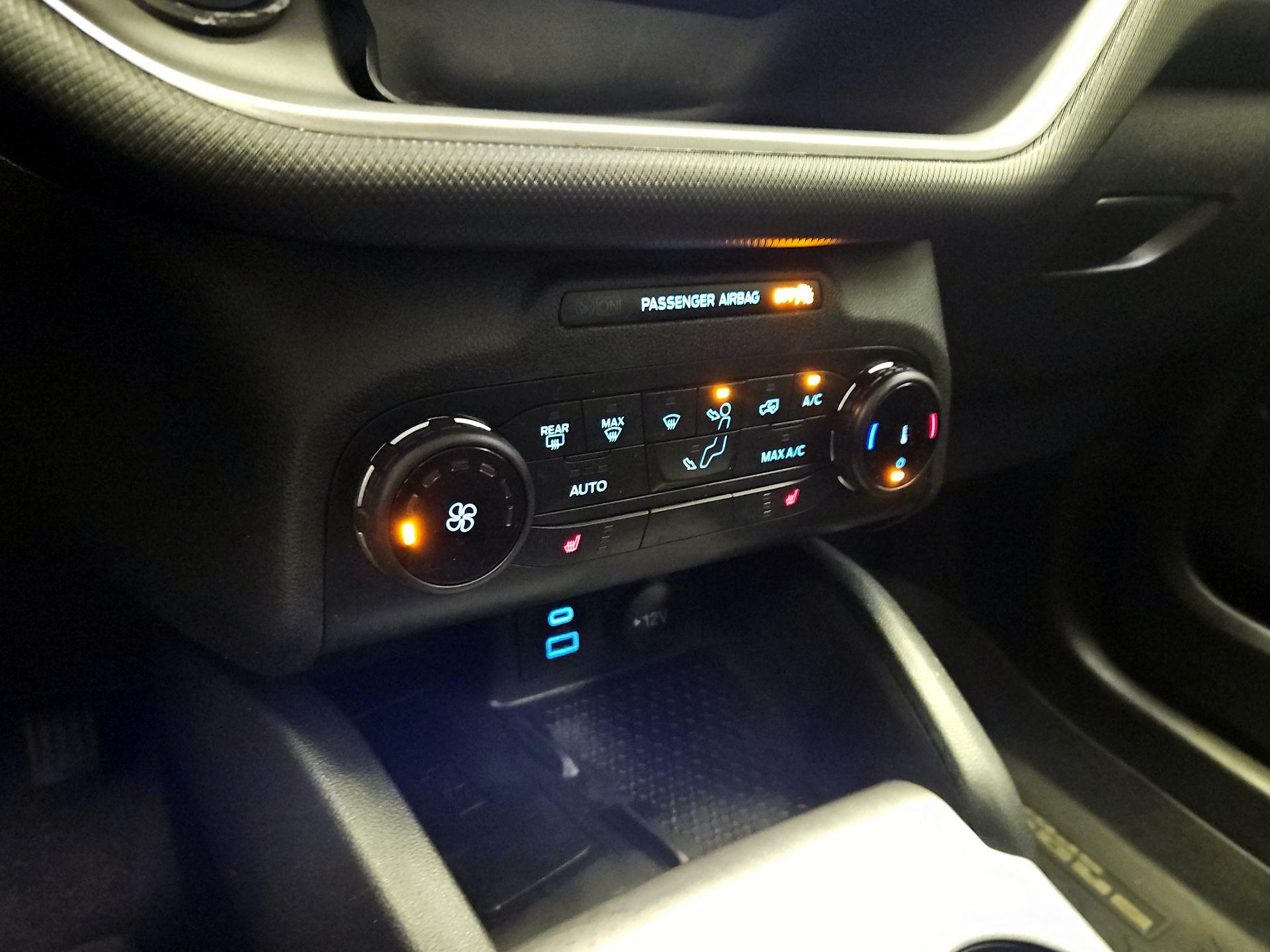 Thumbnail: 2022 Ford Bronco Sport - 16