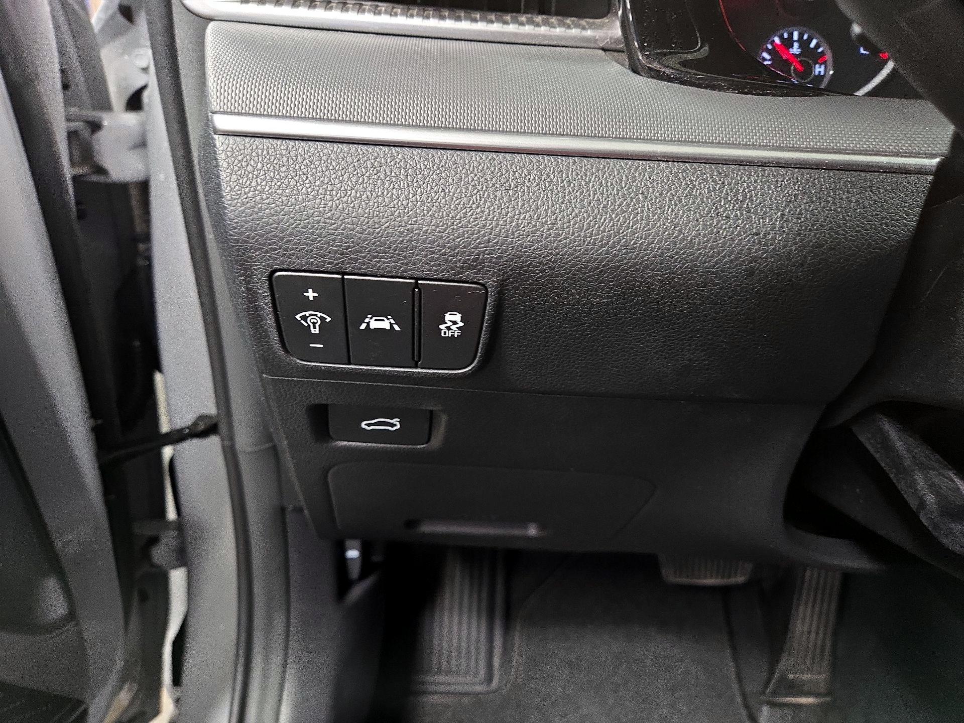 Thumbnail: 2024 Kia K5 - 13