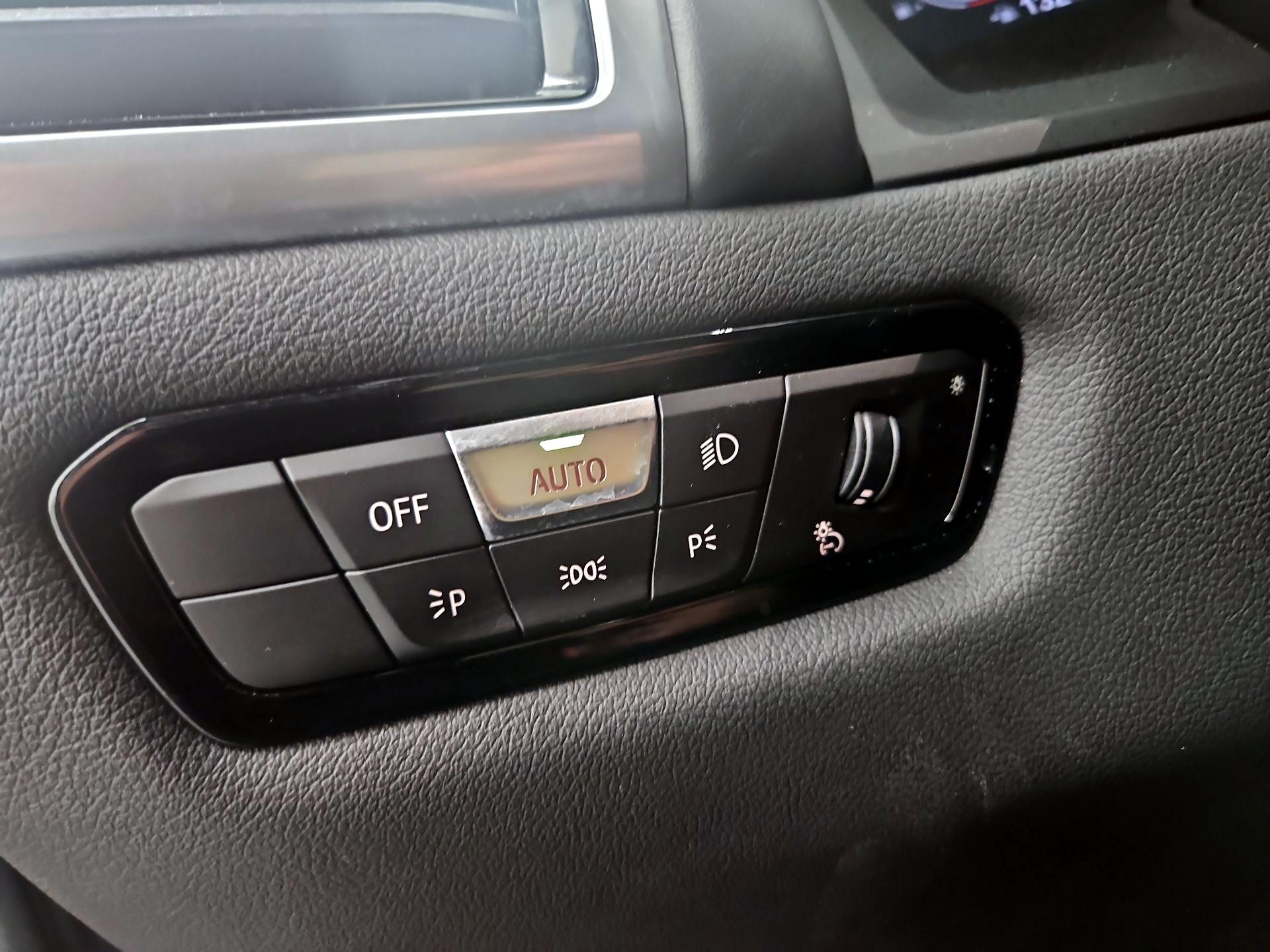 Thumbnail: 2024 BMW 8 Series - 13