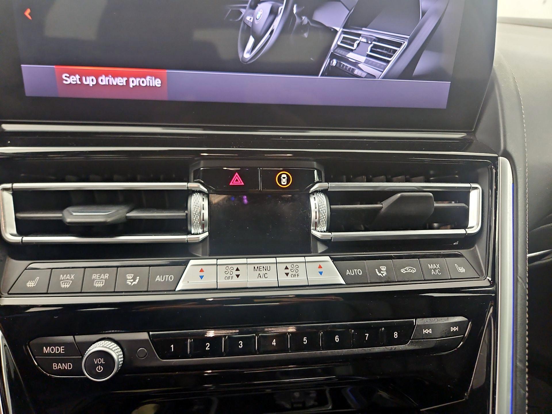 Thumbnail: 2024 BMW 8 Series - 16