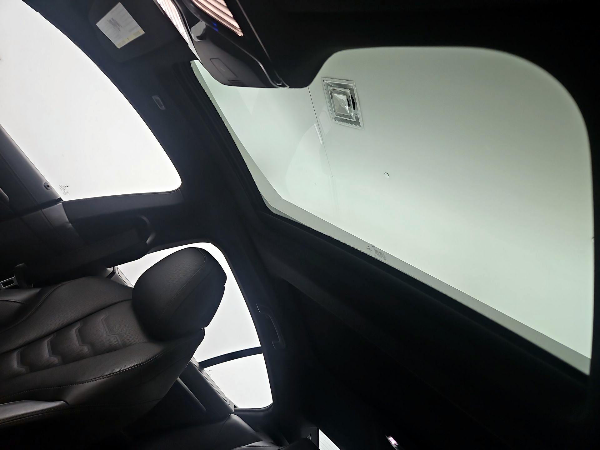 Thumbnail: 2024 BMW 8 Series - 18