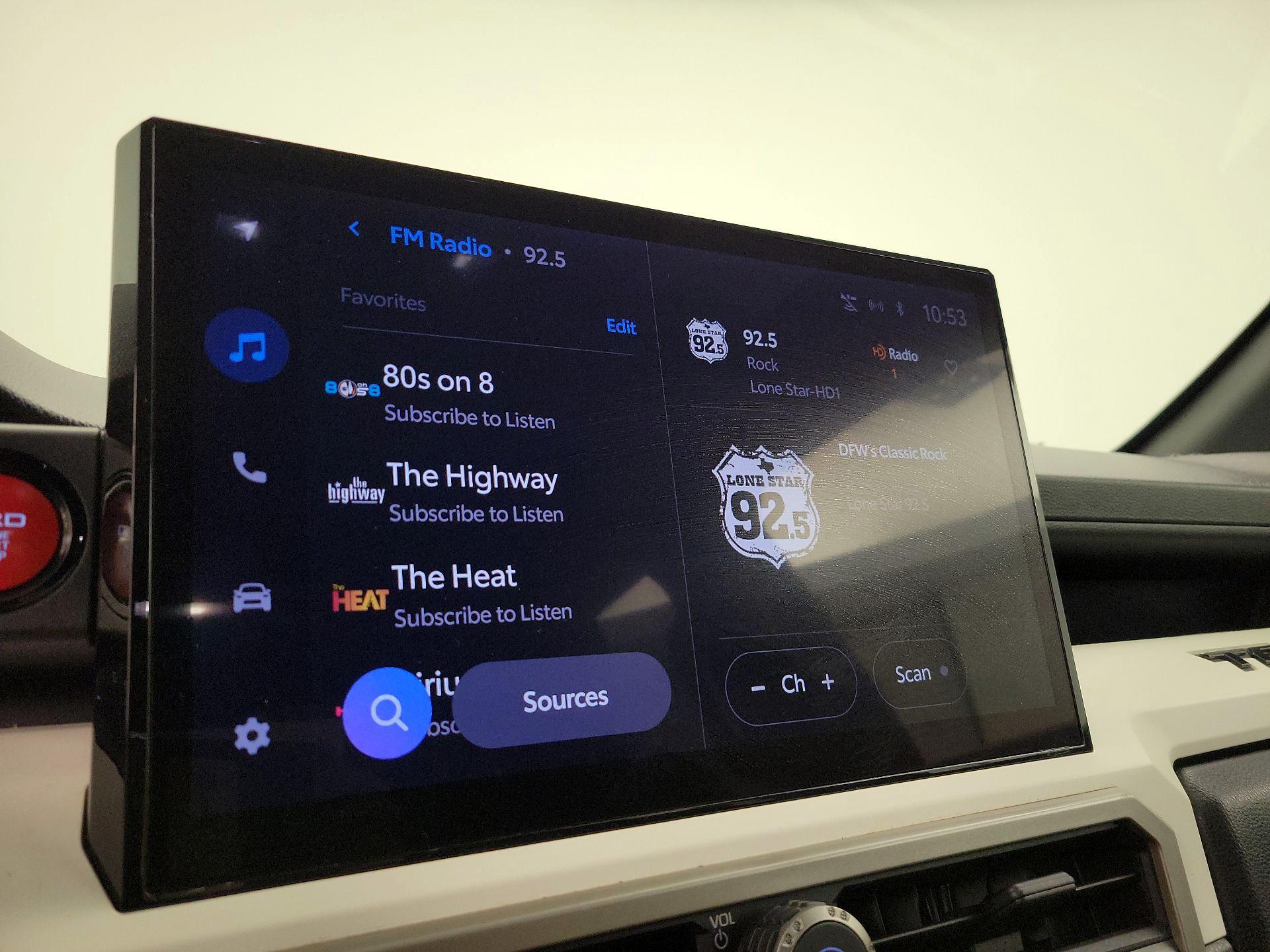 Thumbnail: 2024 Toyota Tacoma - 15