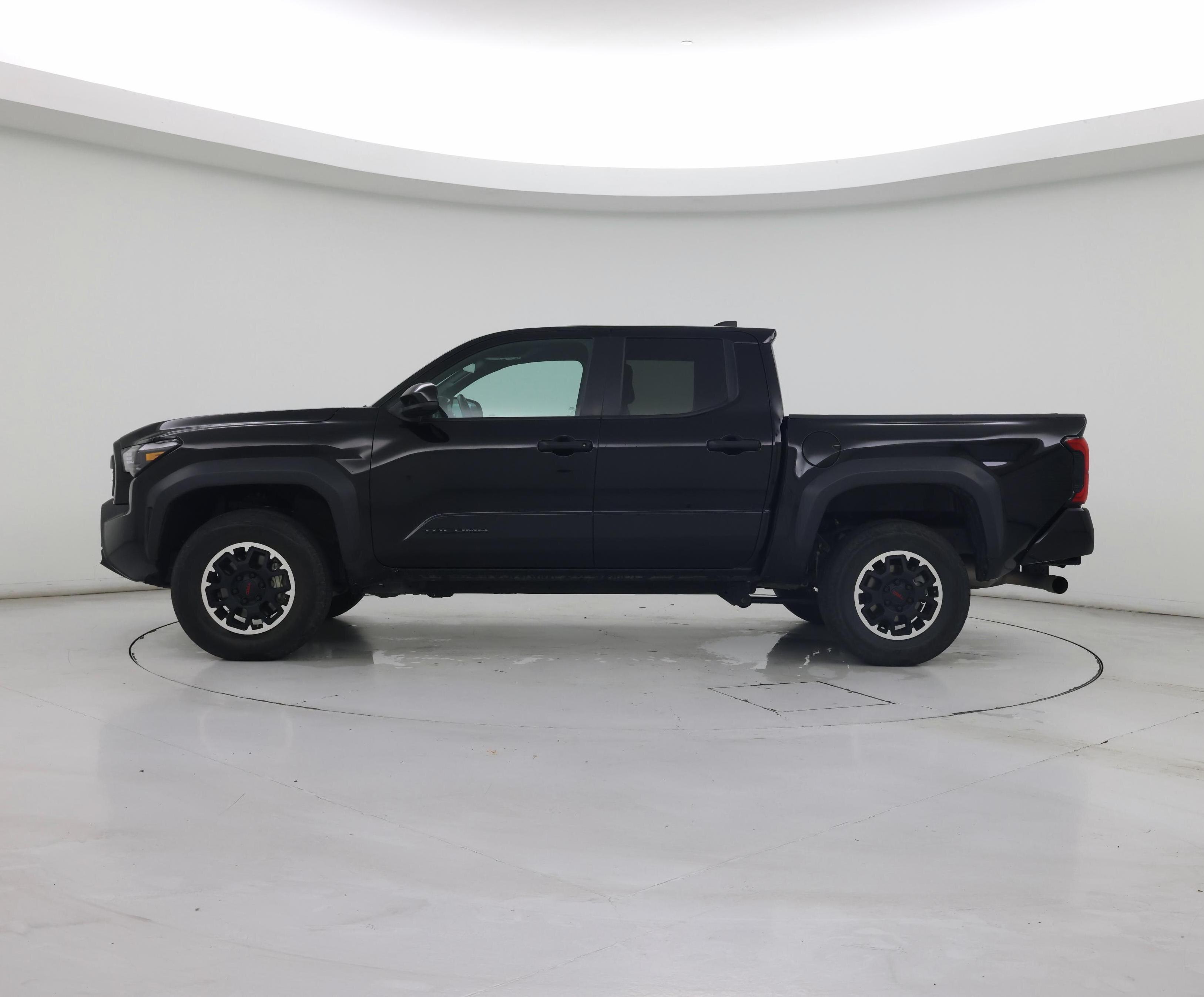 Thumbnail: 2024 Toyota Tacoma - 3