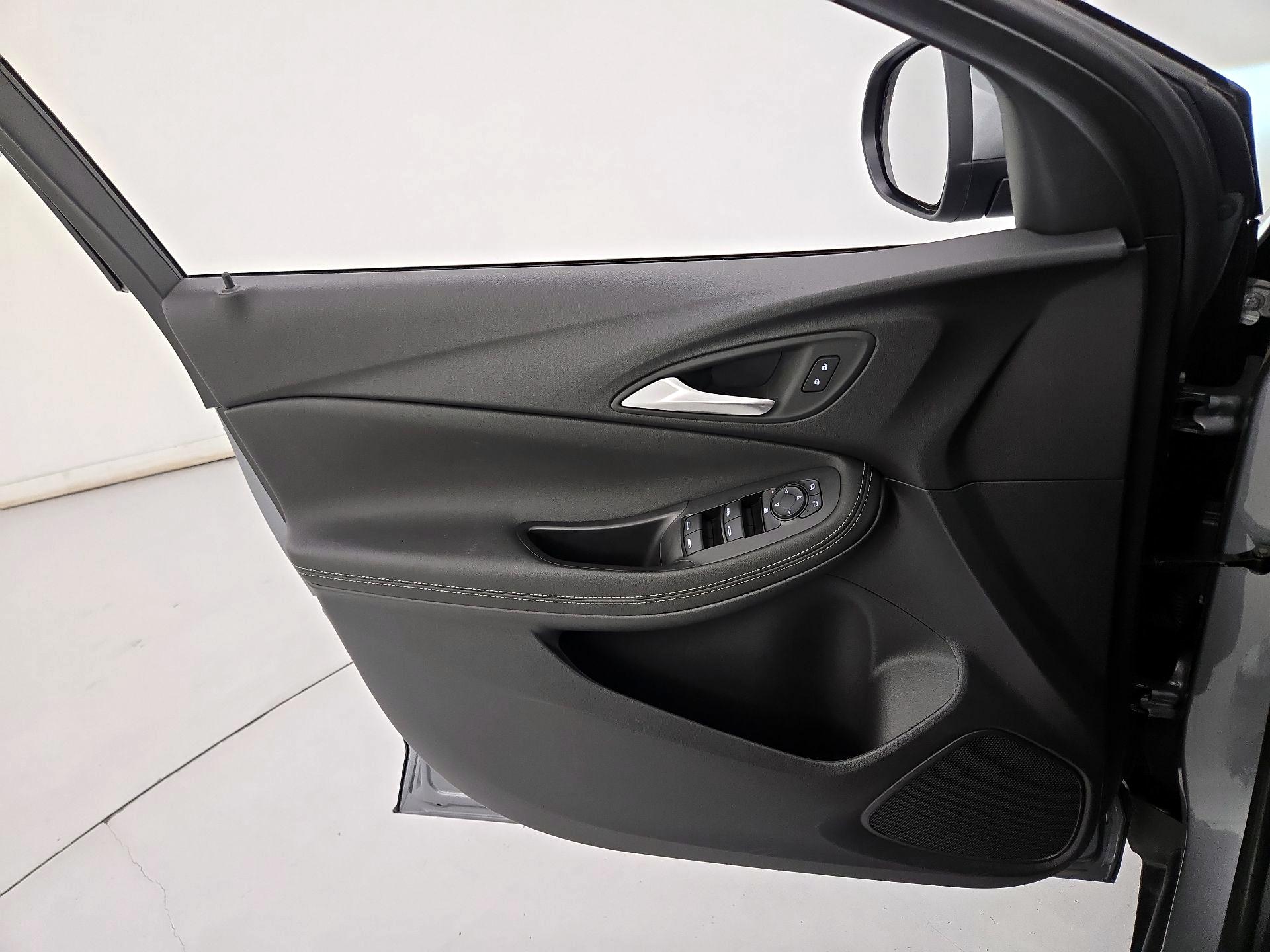 Thumbnail: 2025 Buick Encore GX - 12