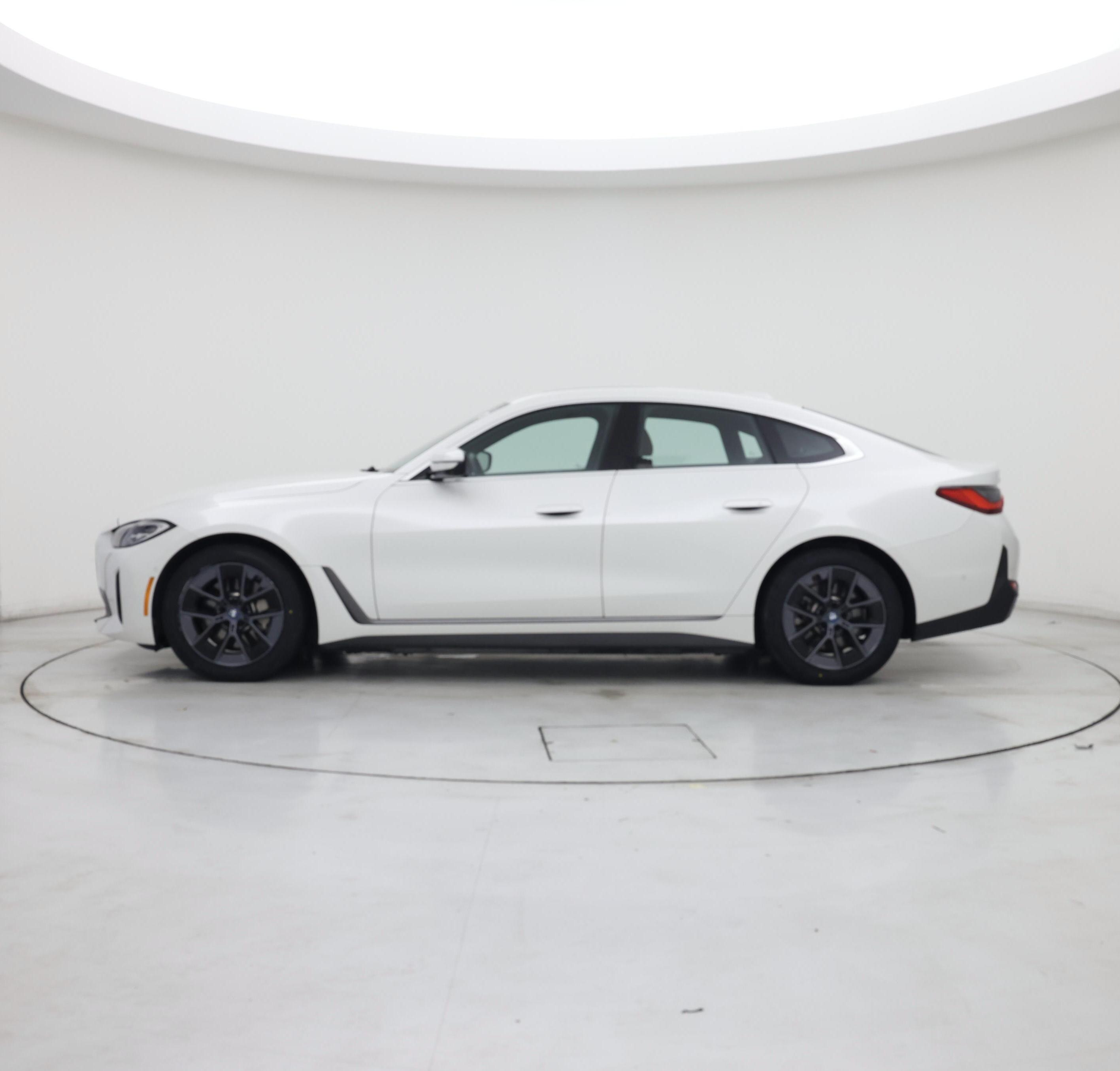 Thumbnail: 2023 BMW i4 - 3