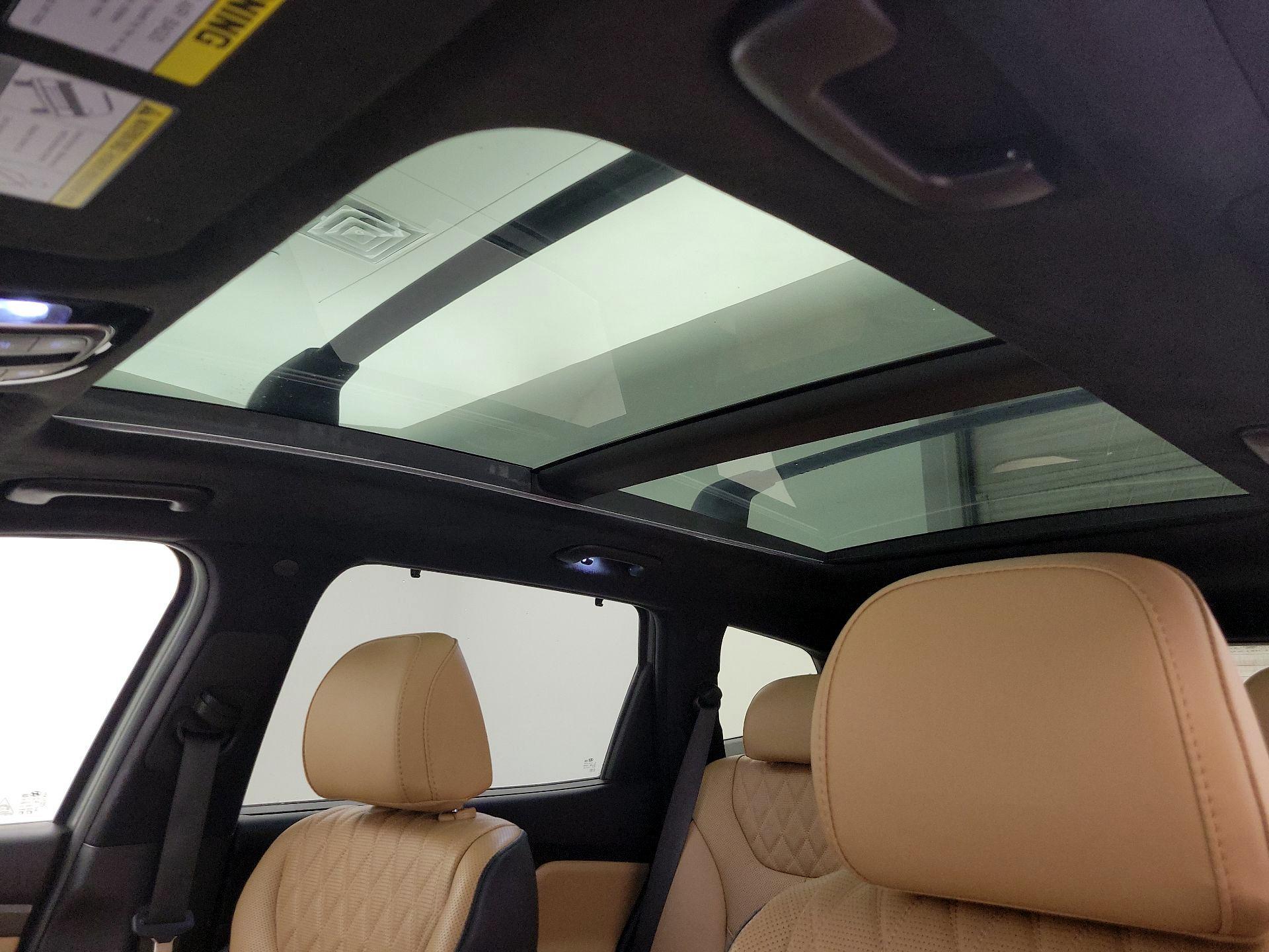 Thumbnail: 2023 Hyundai Santa Fe - 20