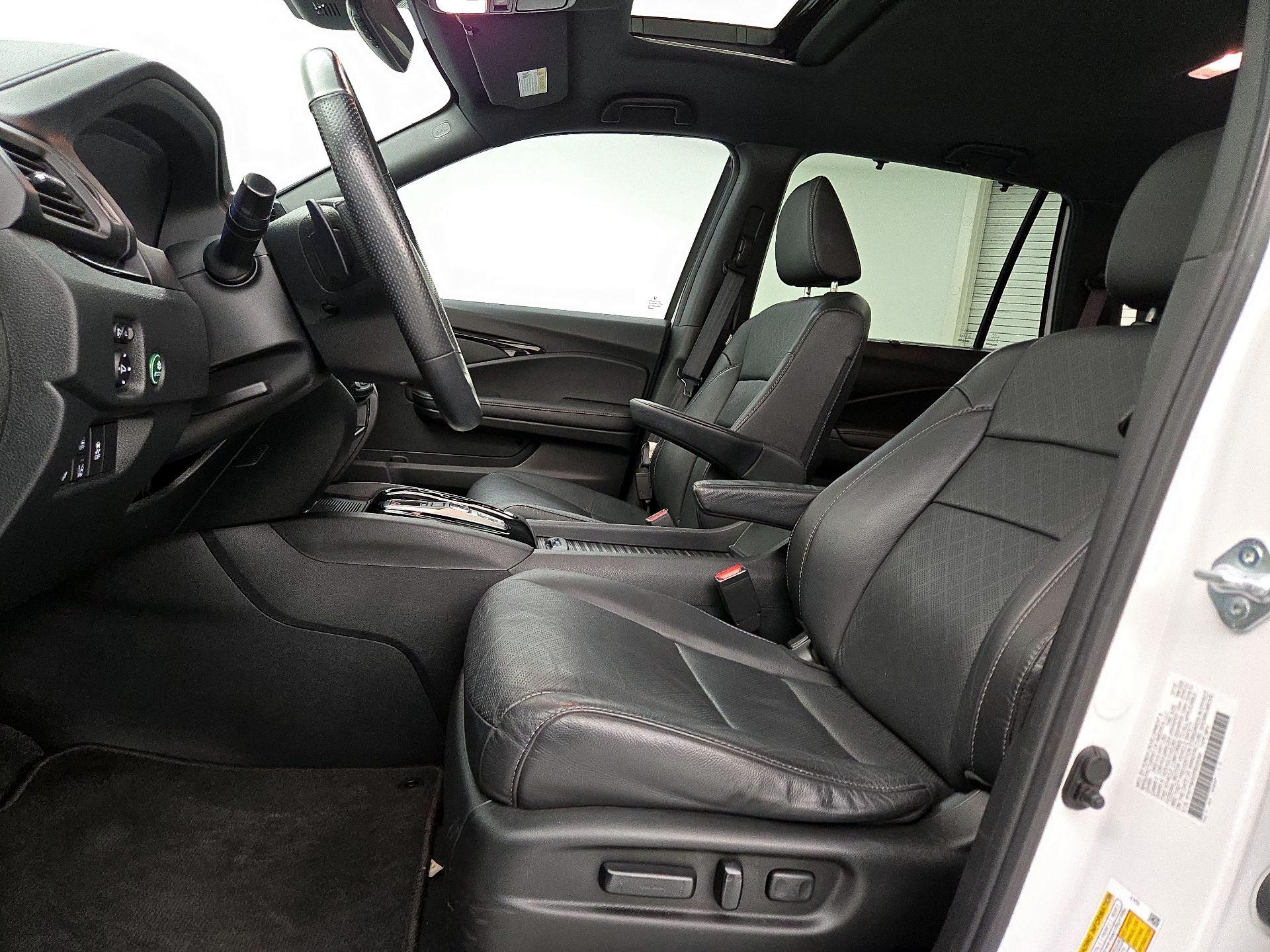 Thumbnail: 2023 Honda Passport - 11